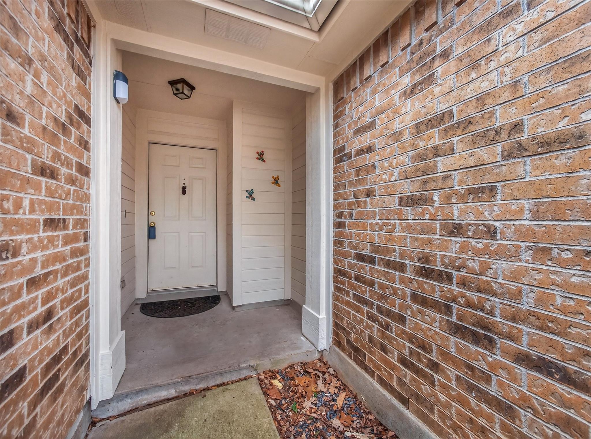 103 Songbird Ct, Cedar Creek, TX 78612