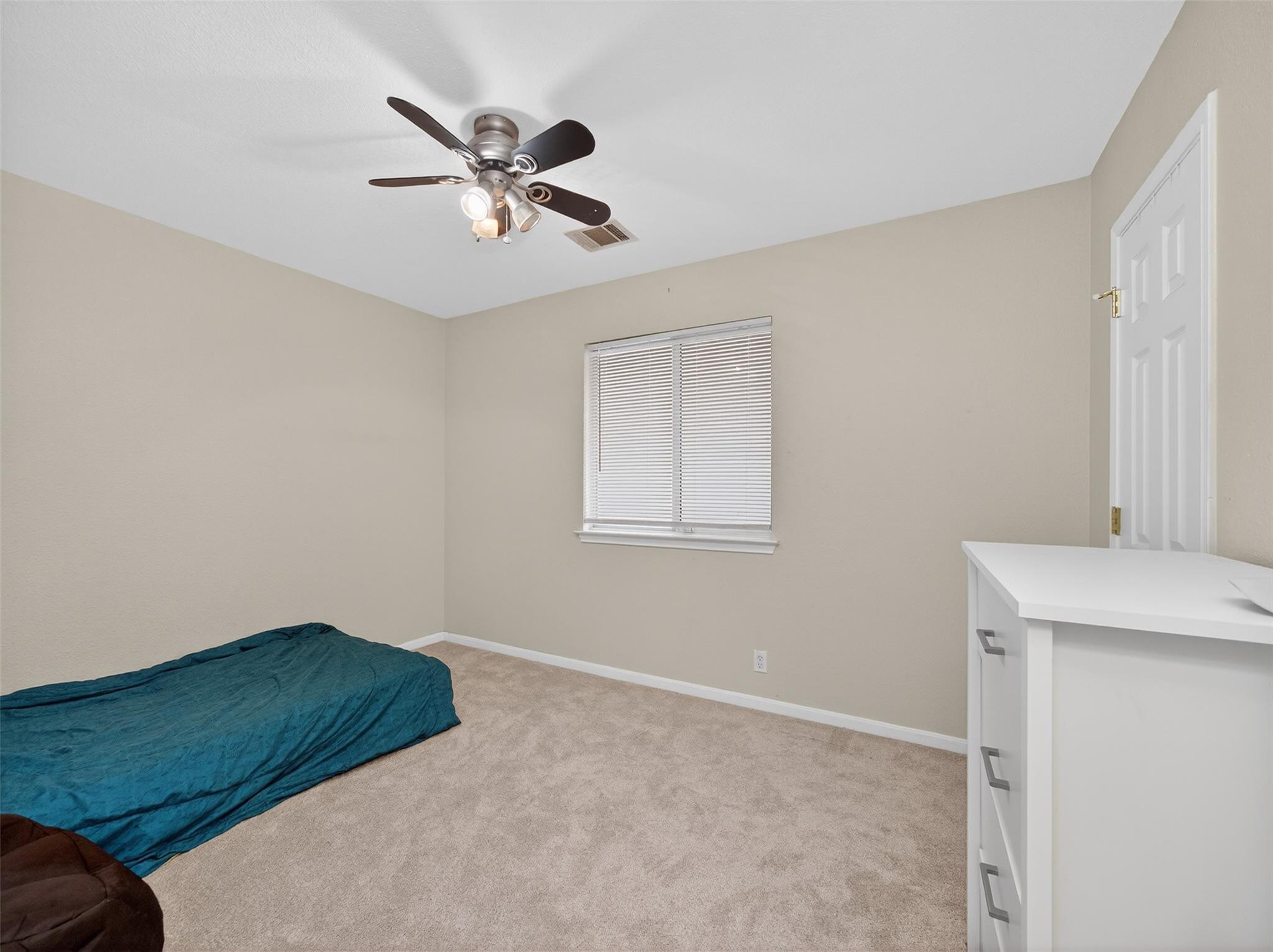 103 Songbird Ct, Cedar Creek, TX 78612