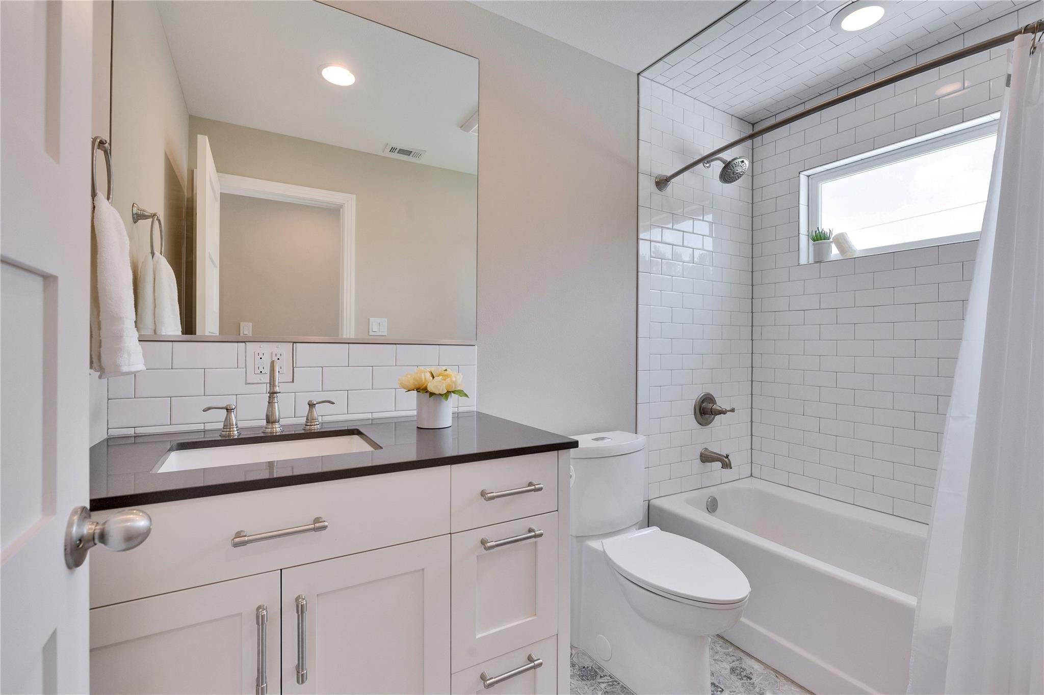 2905 Greenlawn Pkwy, Austin, TX 78757