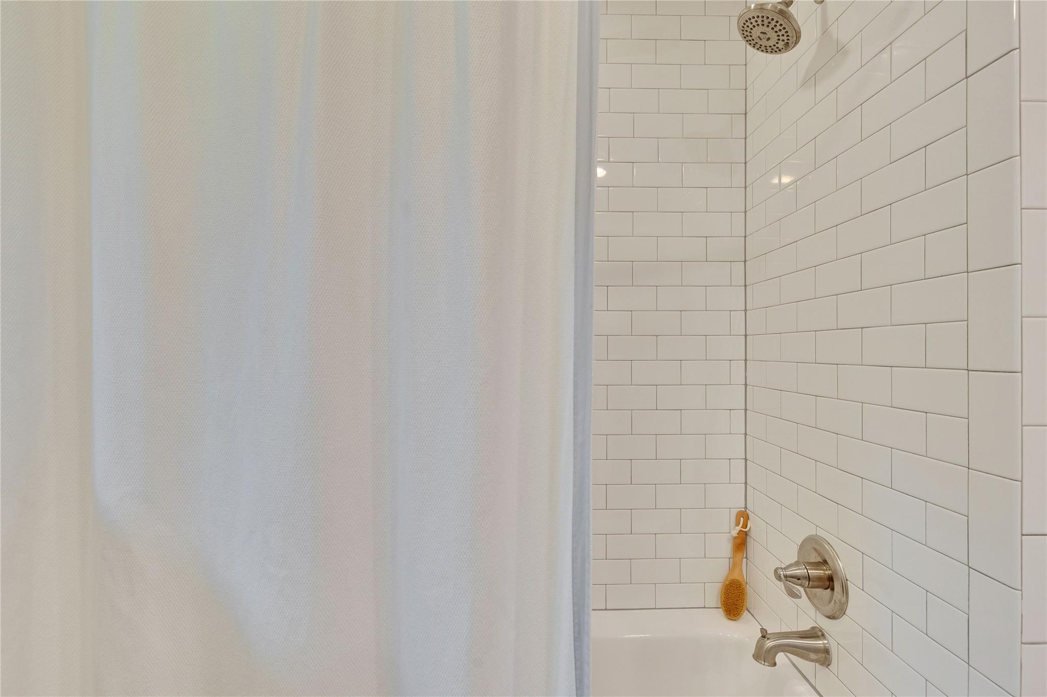 2905 Greenlawn Pkwy, Austin, TX 78757