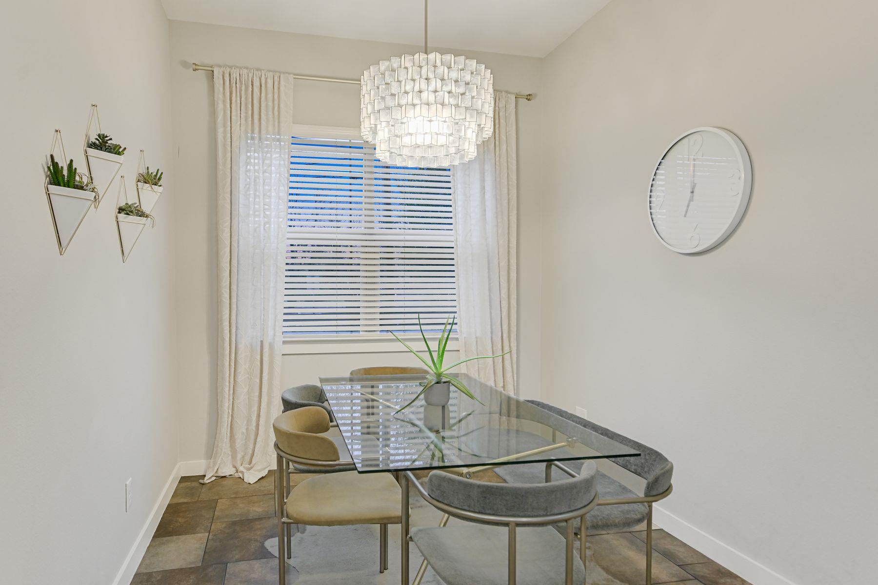 2206 Schriber St # B, Austin, TX 78704