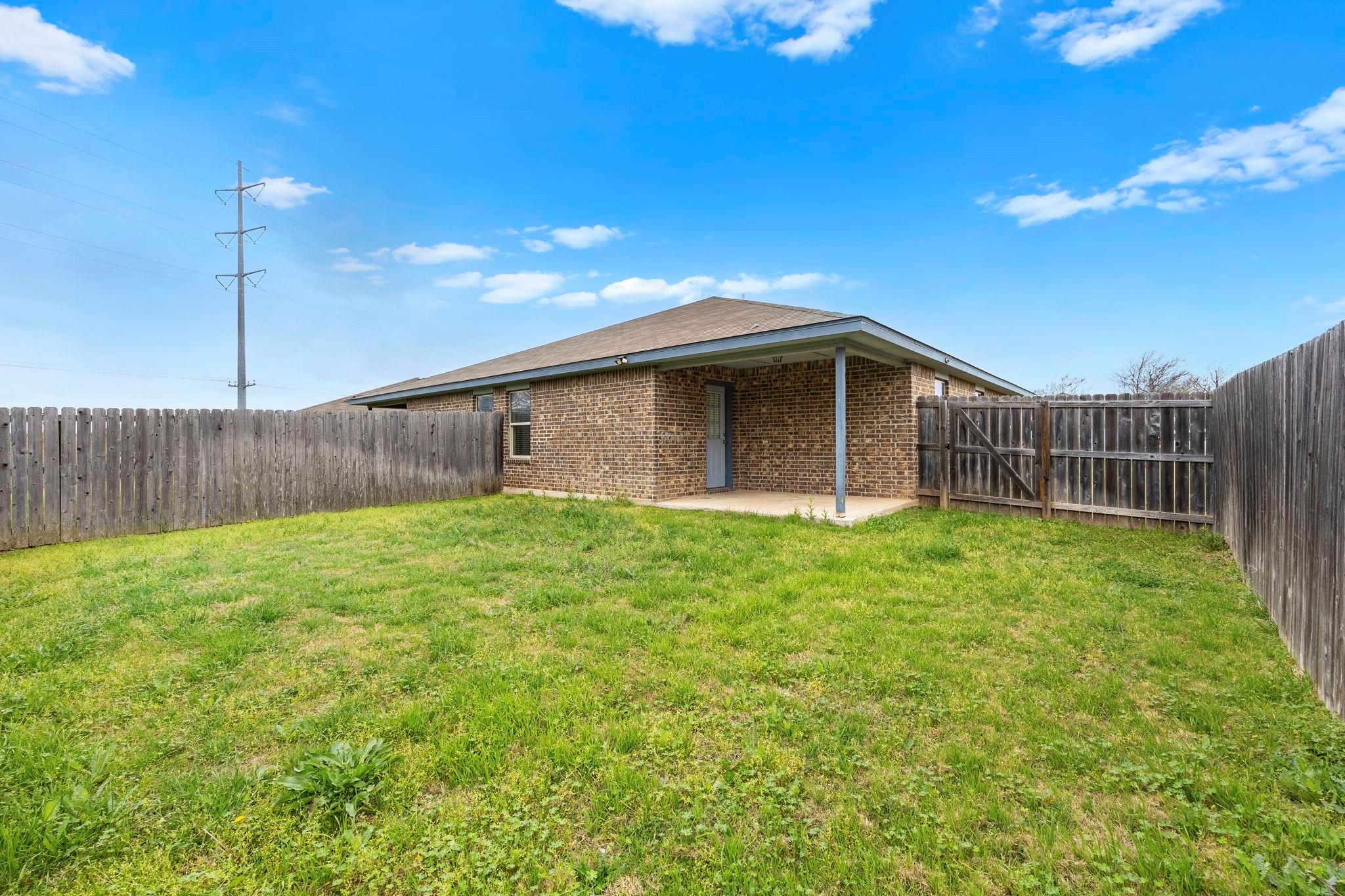 917 Brookview Dr, Copperas Cove, TX 76522