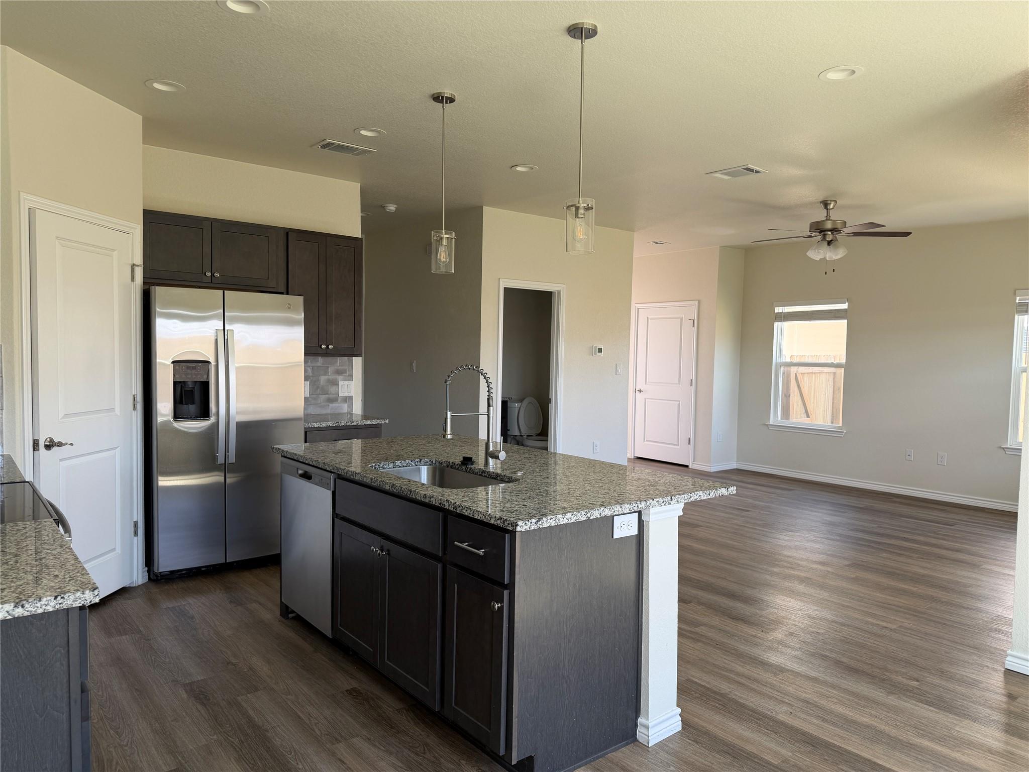 510 Whirlaway Dr # A, Jarrell, TX 76537