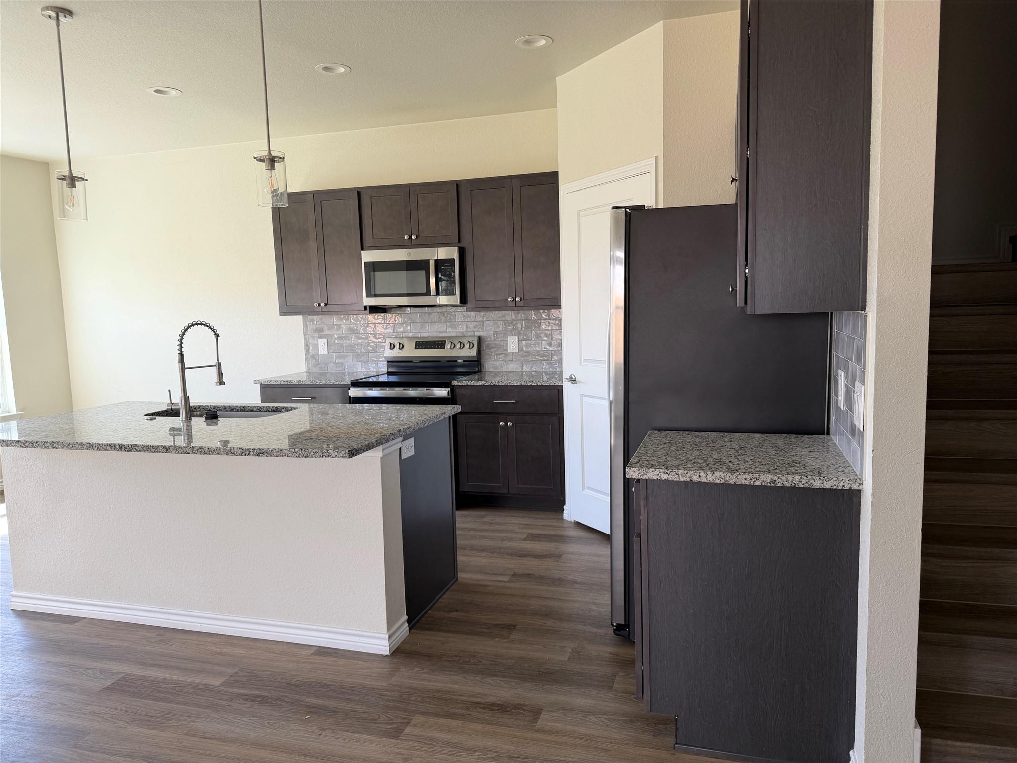 510 Whirlaway Dr # A, Jarrell, TX 76537