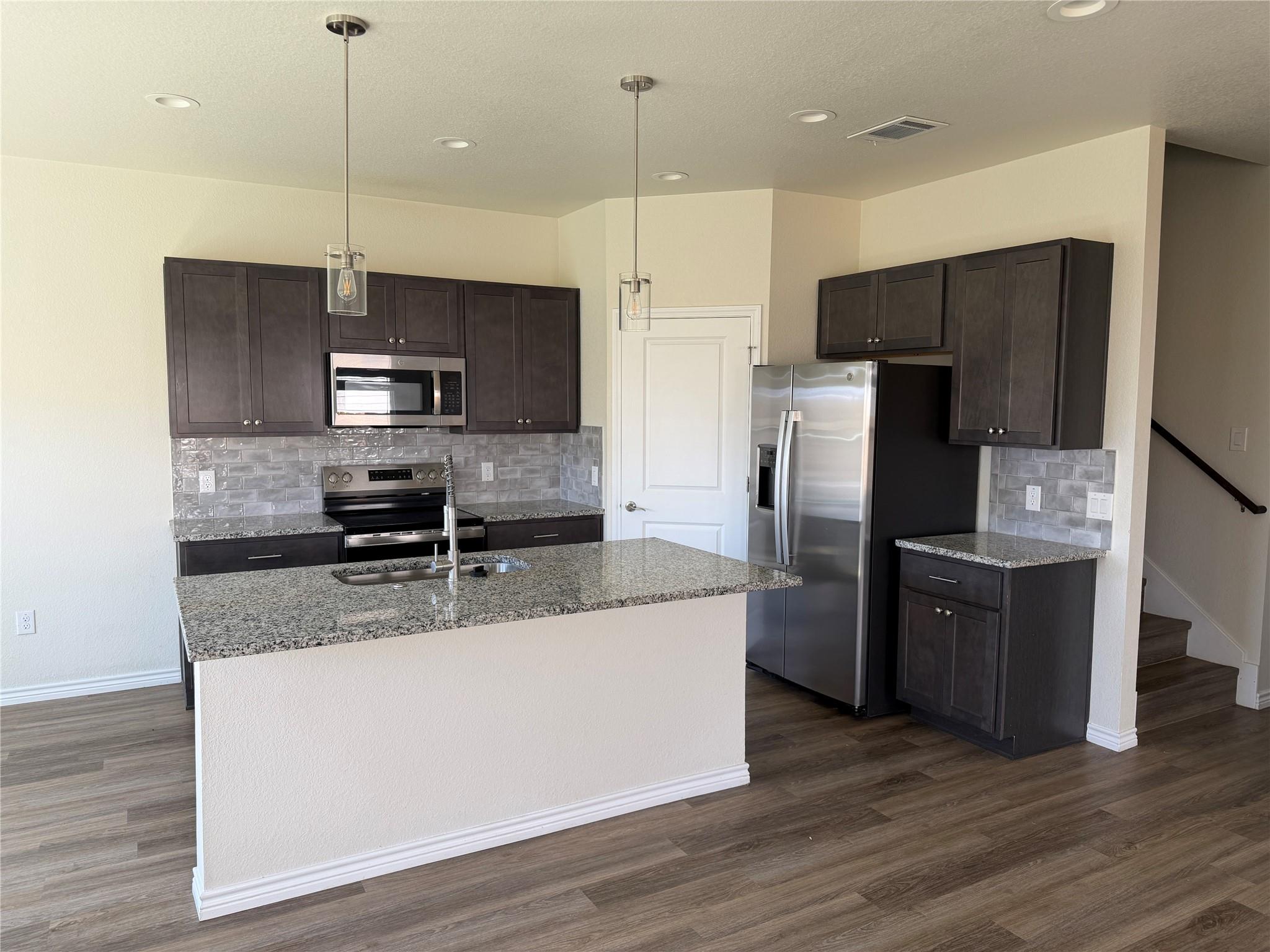 510 Whirlaway Dr # A, Jarrell, TX 76537