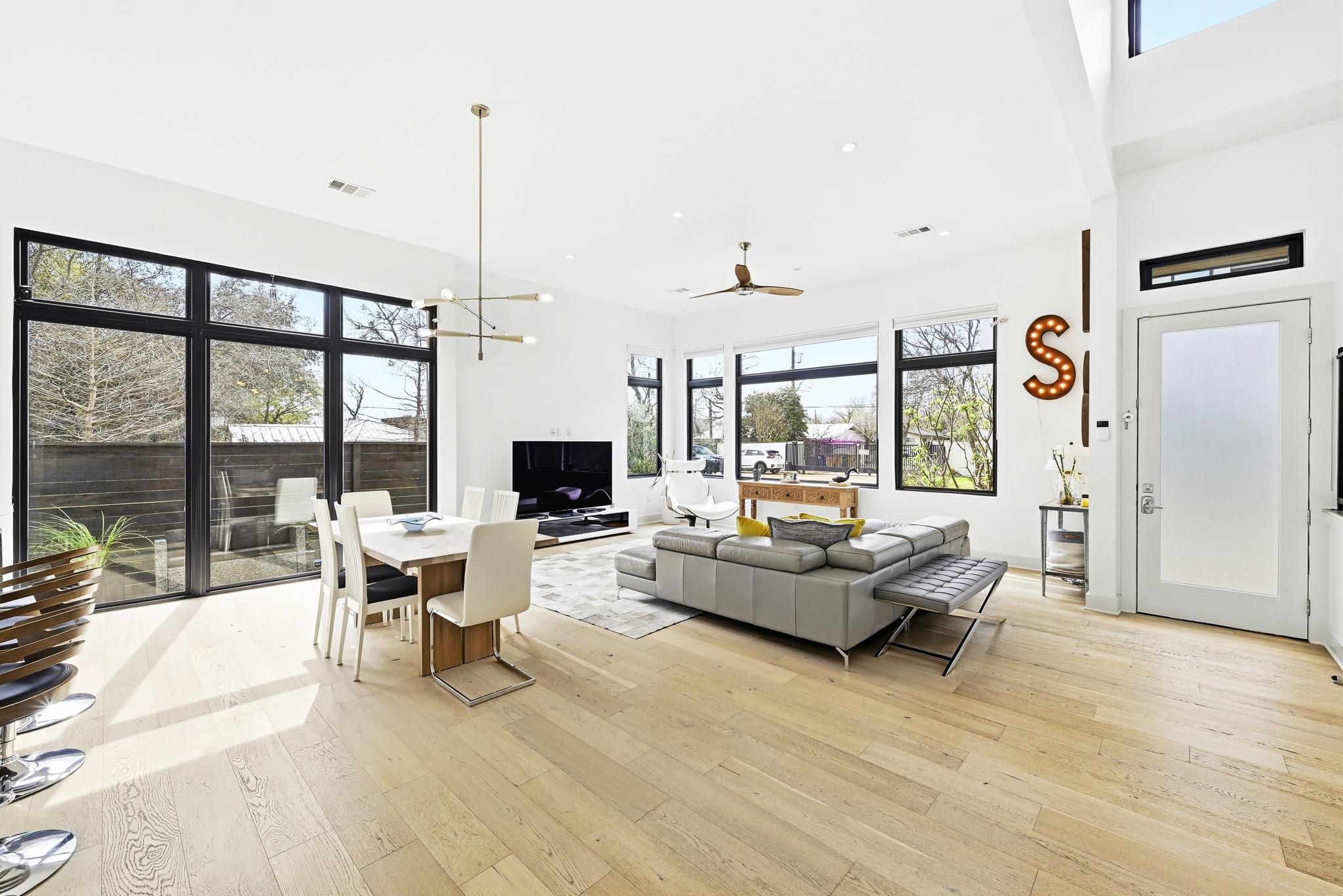 2106 Allwood Dr # D, Austin, TX 78704