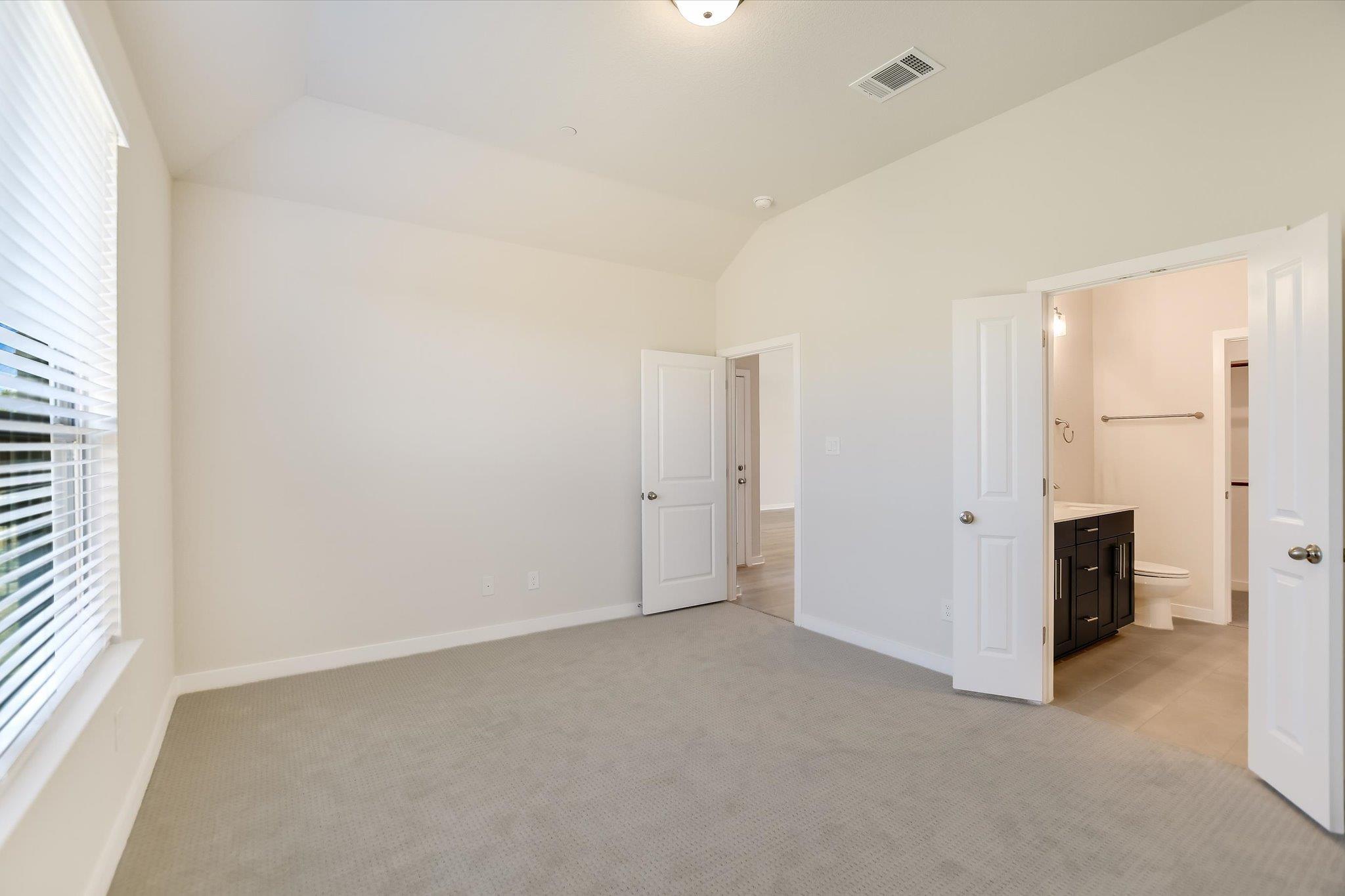 2500 Forest Creek Dr # 2004, Round Rock, TX 78665