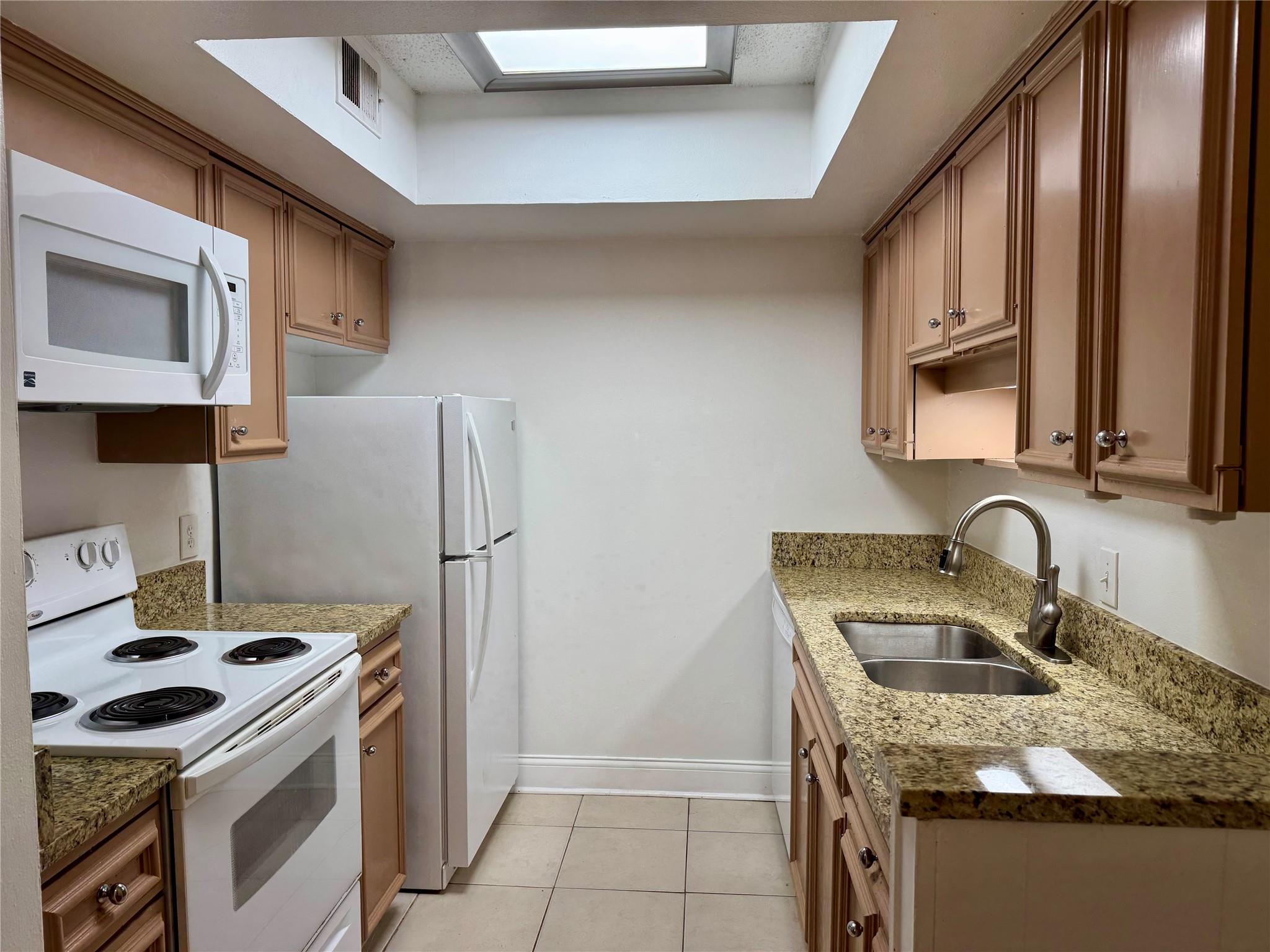 2300 Nacogdoches Rd # 215-D, San Antonio, TX 78209