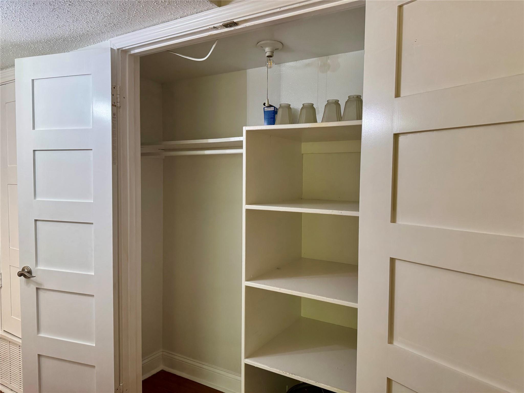 2300 Nacogdoches Rd # 215-D, San Antonio, TX 78209