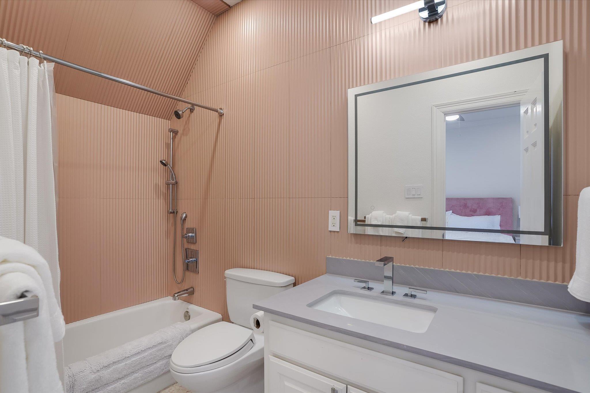 3705 Gilbert St # B, Austin, TX 78703