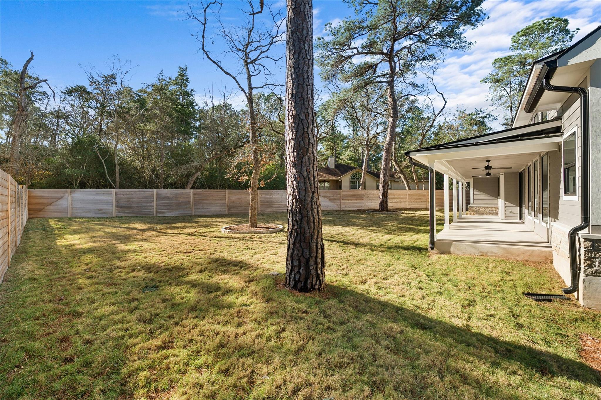319 Akaloa Dr, Bastrop, TX 78602