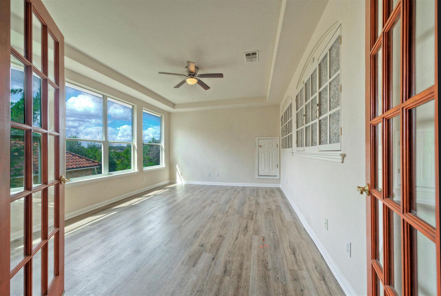 3912 Coopers Hawk Cv, Austin, TX 78738