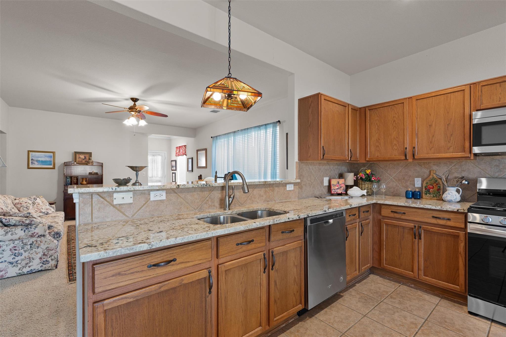 225 Winter Dr, Georgetown, TX 78633