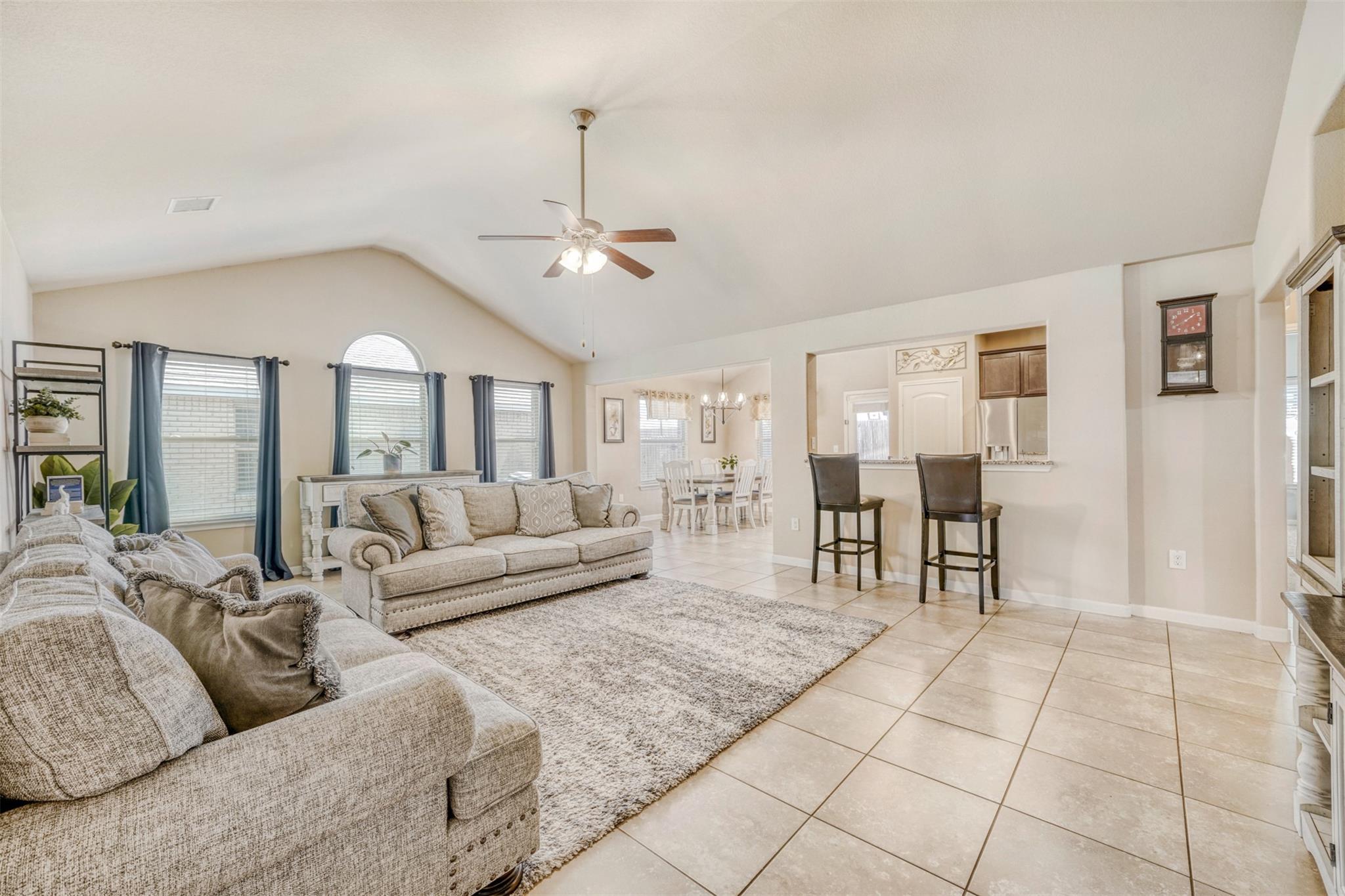 952 Palo Duro Loop, Round Rock, TX 78664