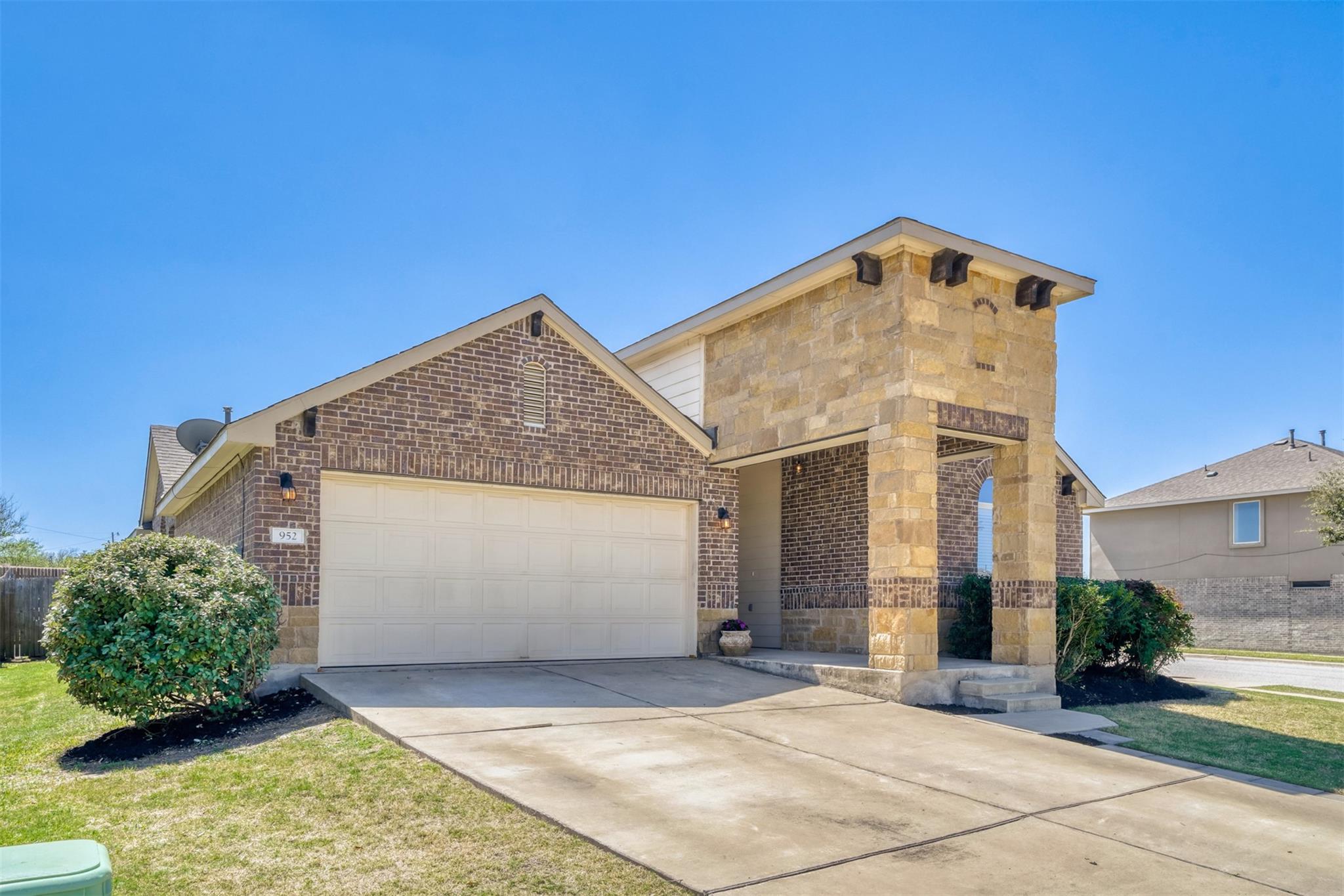 952 Palo Duro Loop, Round Rock, TX 78664