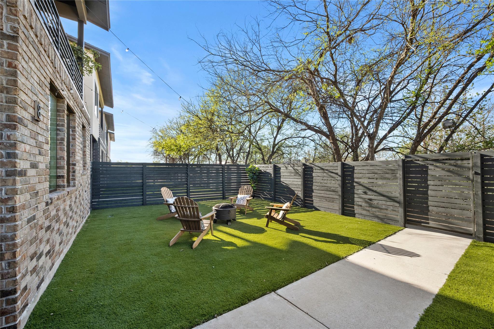 5002 Pecan Springs Rd # 8, Austin, TX 78723