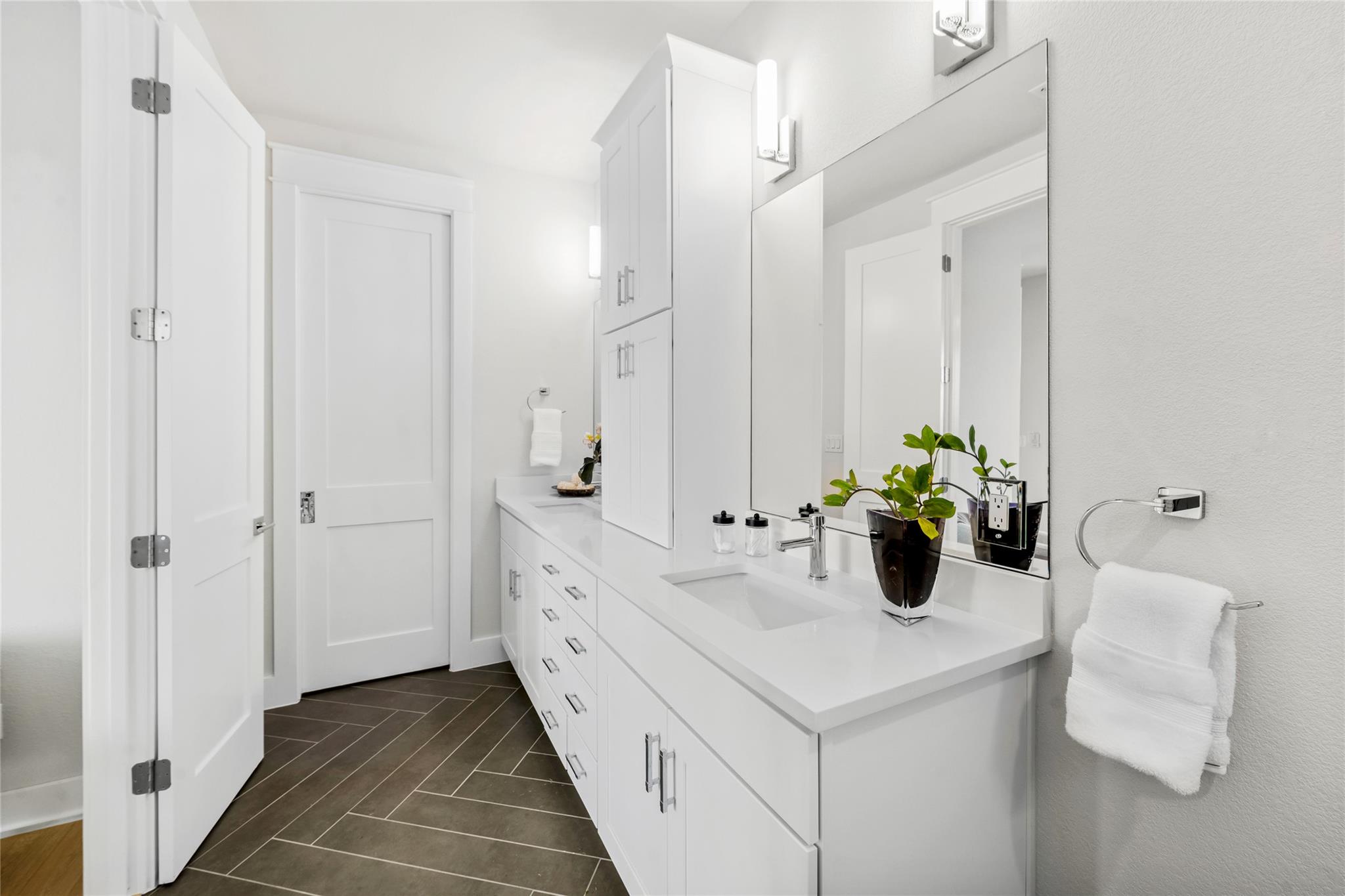 5002 Pecan Springs Rd # 8, Austin, TX 78723