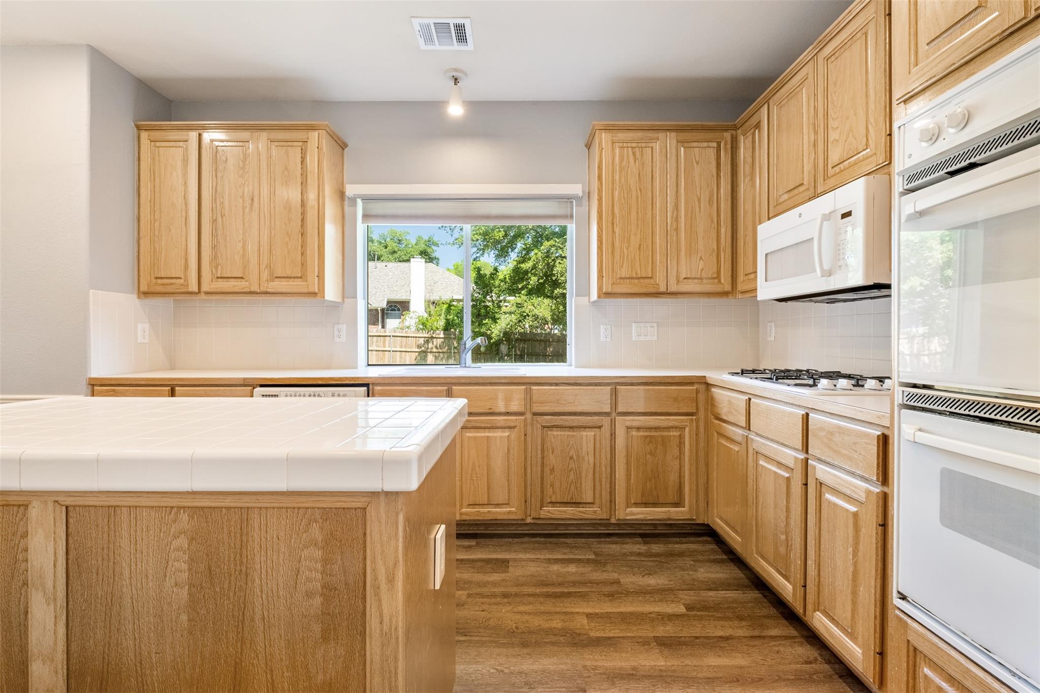 12616 Pony Ln, Austin, TX 78727