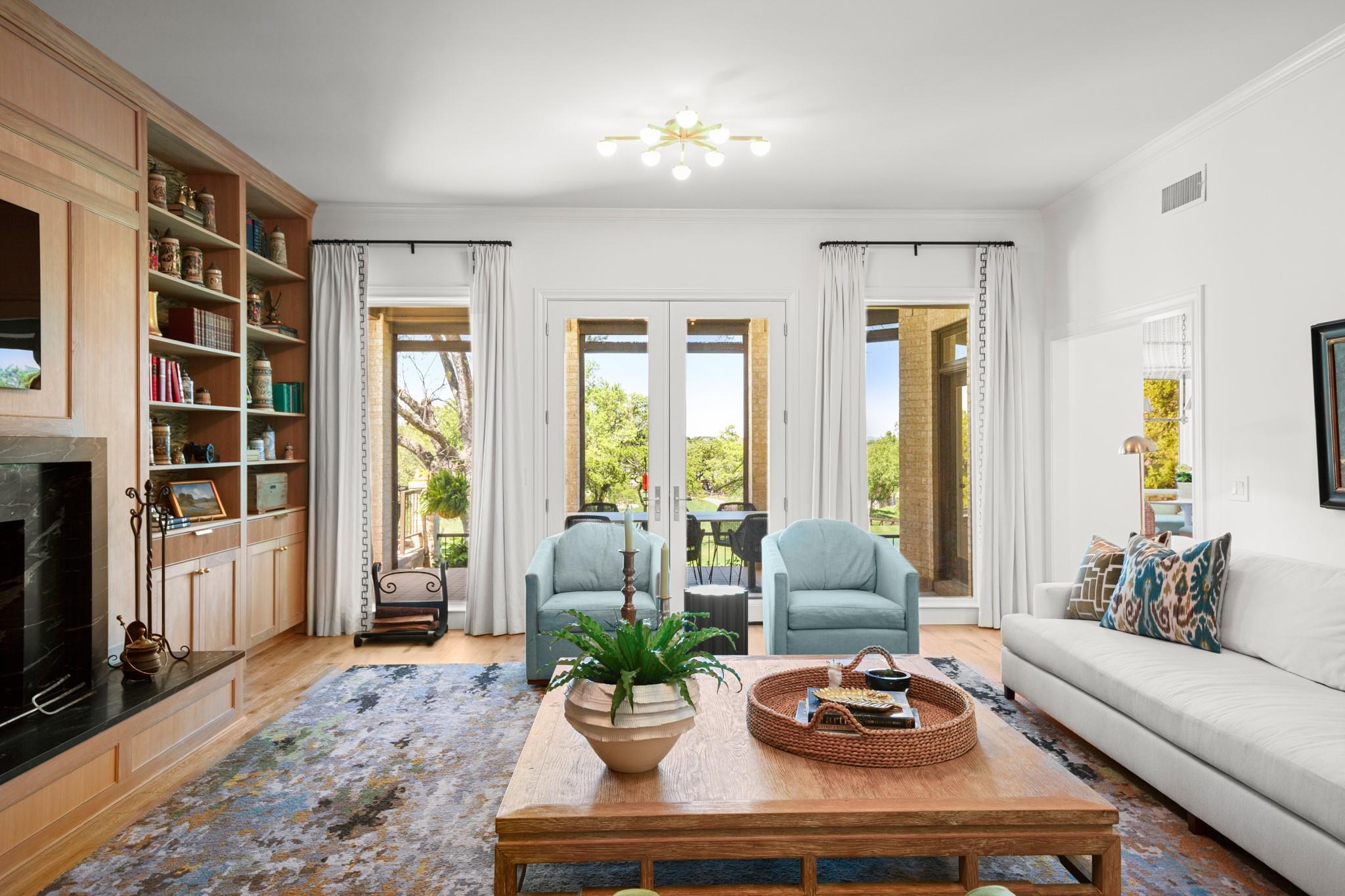 6 Links Ct, The Hills, TX 78738