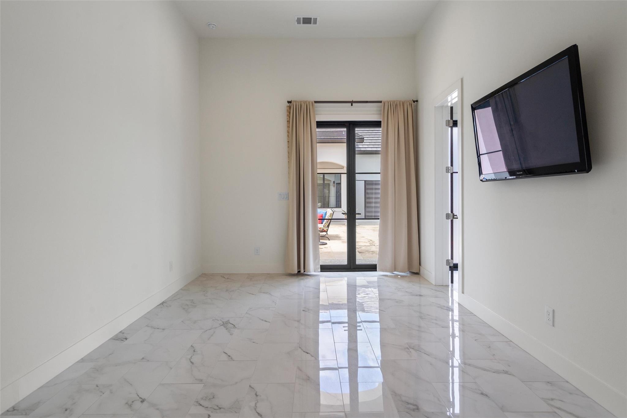 1805 Performer Rd, Spicewood, TX 78669