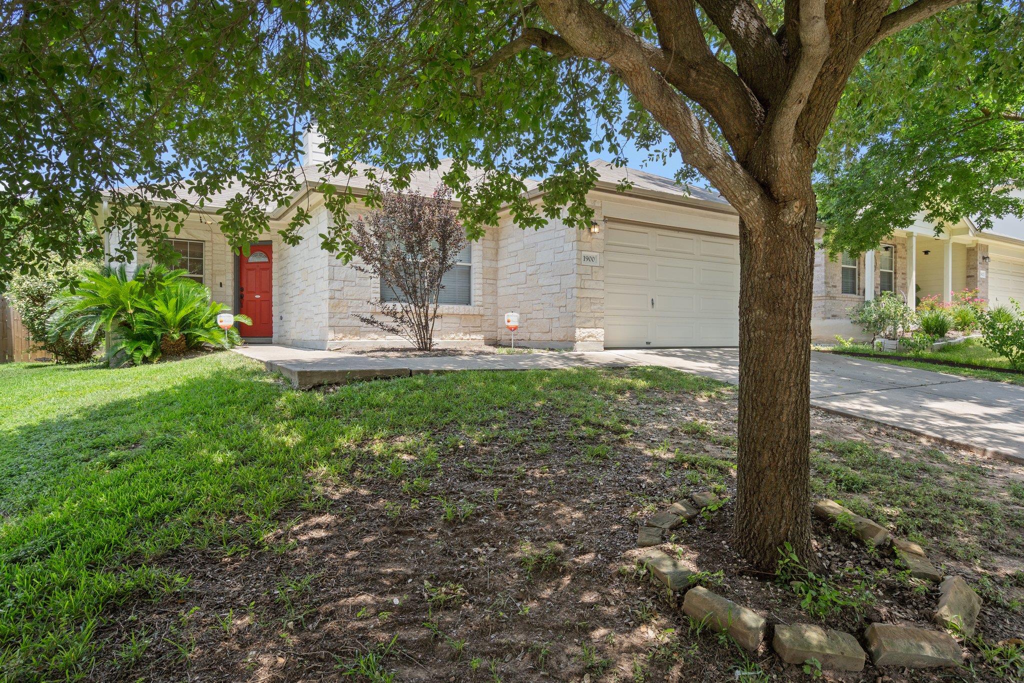 1900 Melissa Oaks Ln, Austin, TX 78744