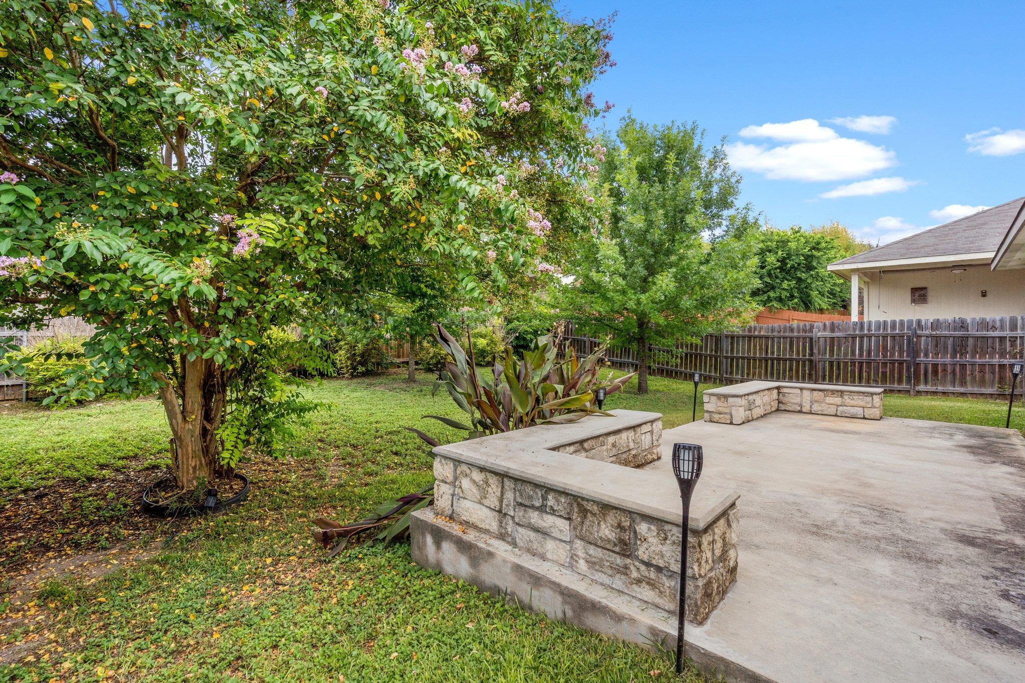 1900 Melissa Oaks Ln, Austin, TX 78744