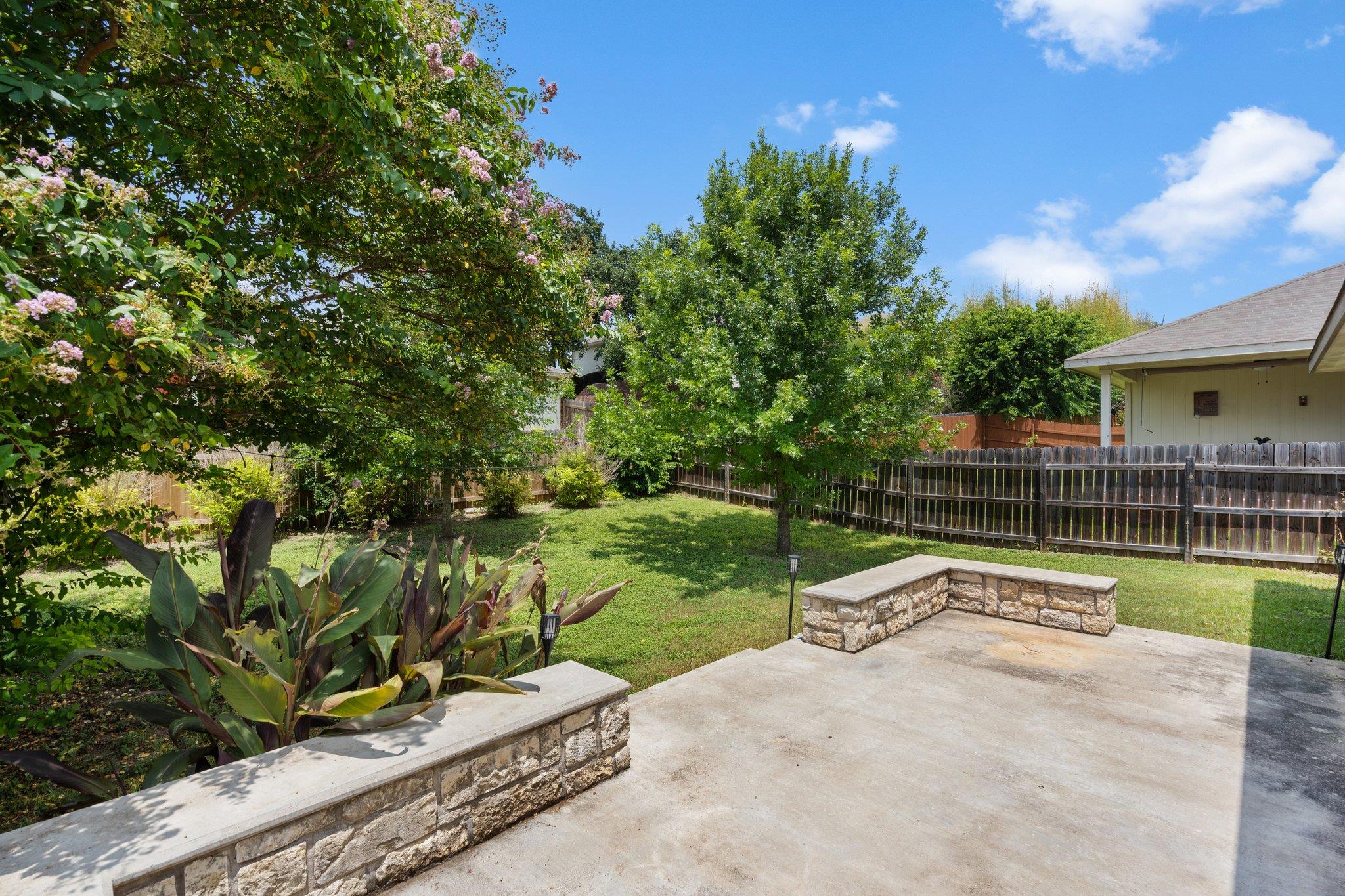 1900 Melissa Oaks Ln, Austin, TX 78744