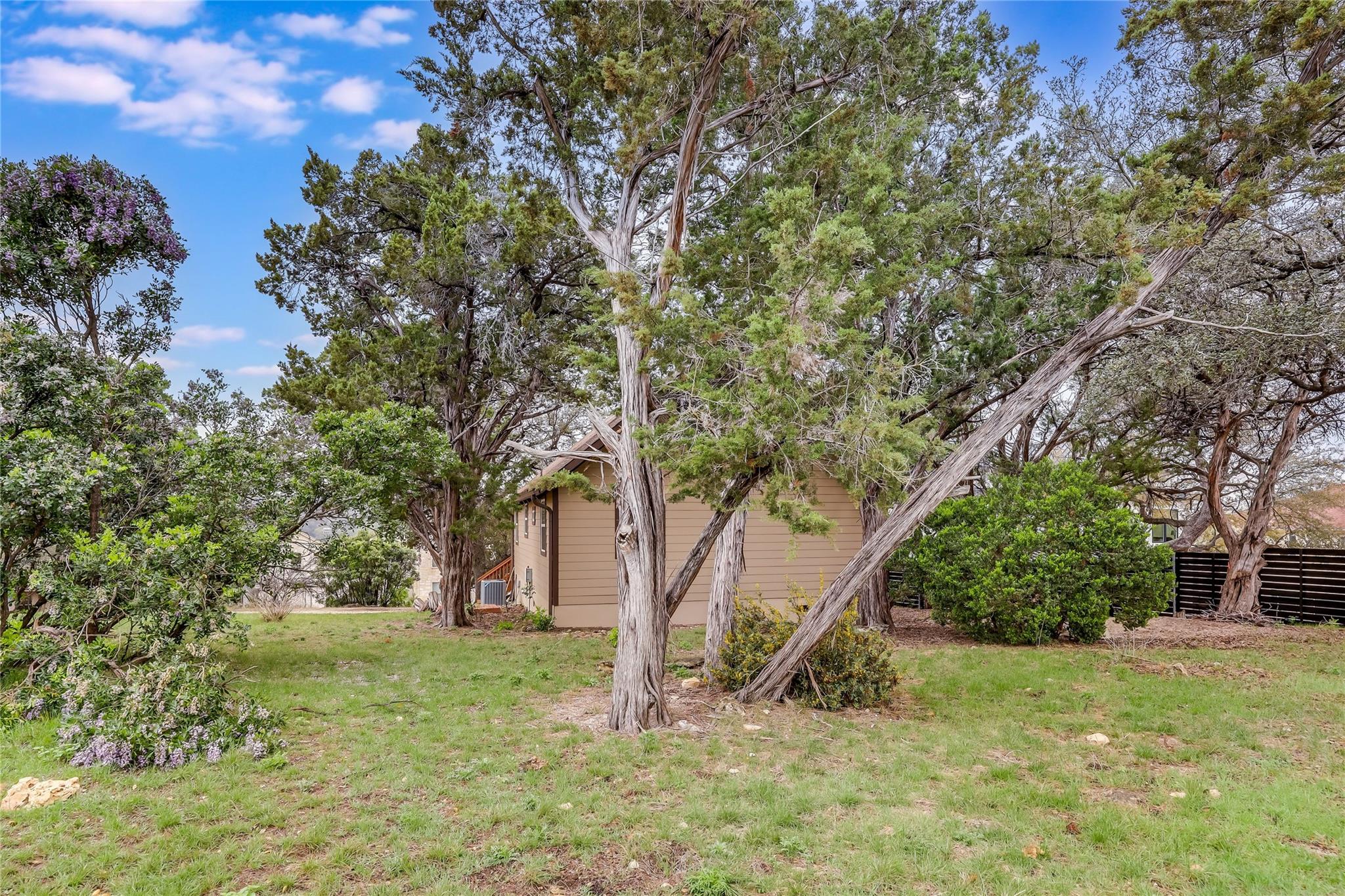 18418 Lakeland Dr, Lago Vista, TX 78645