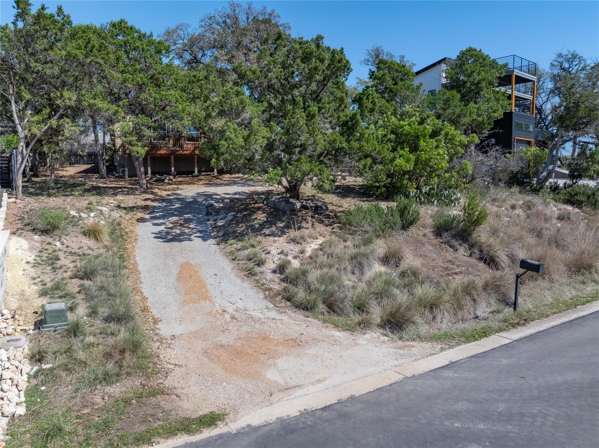 18418 Lakeland Dr, Lago Vista, TX 78645