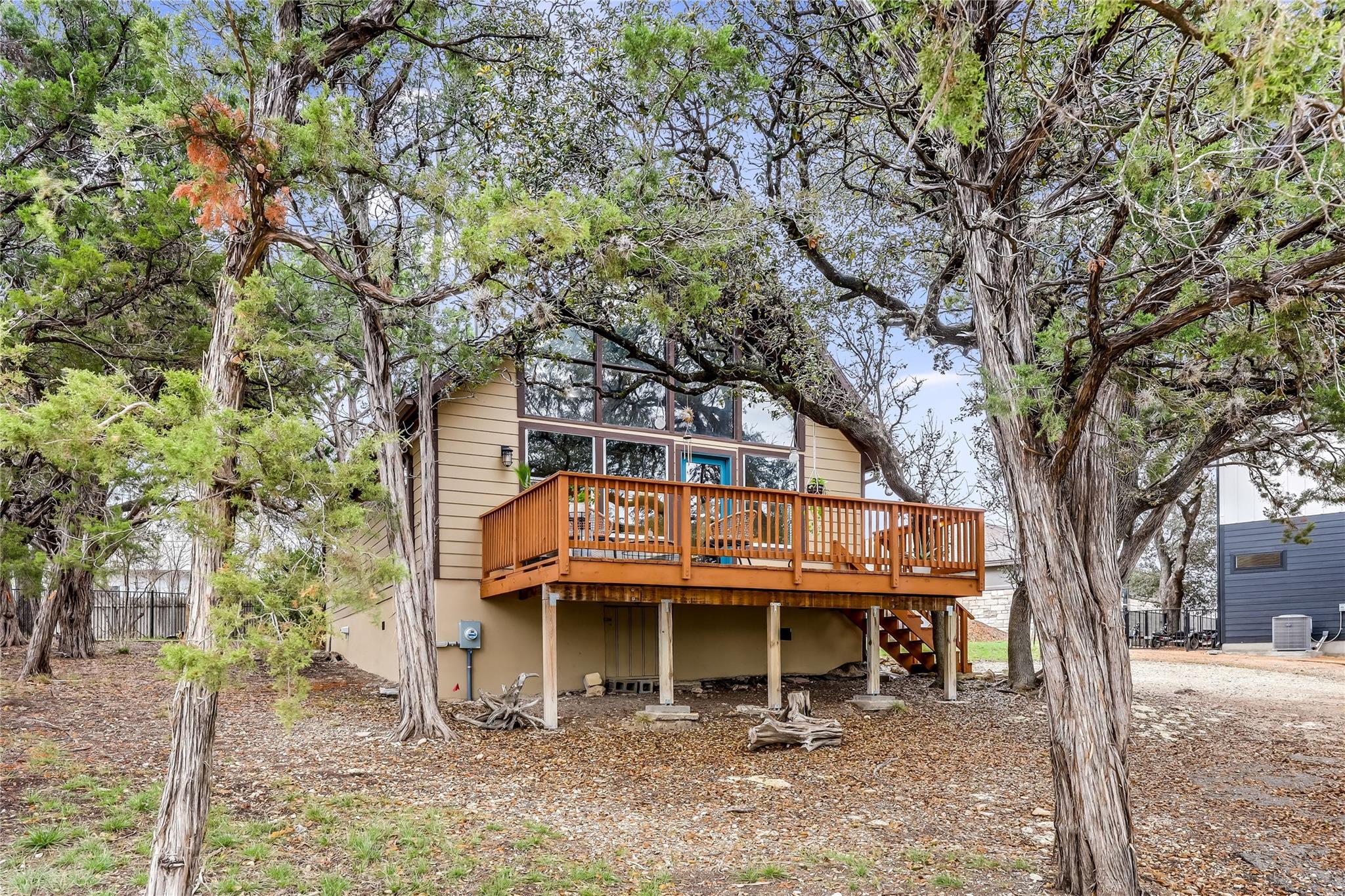 18418 Lakeland Dr, Lago Vista, TX 78645