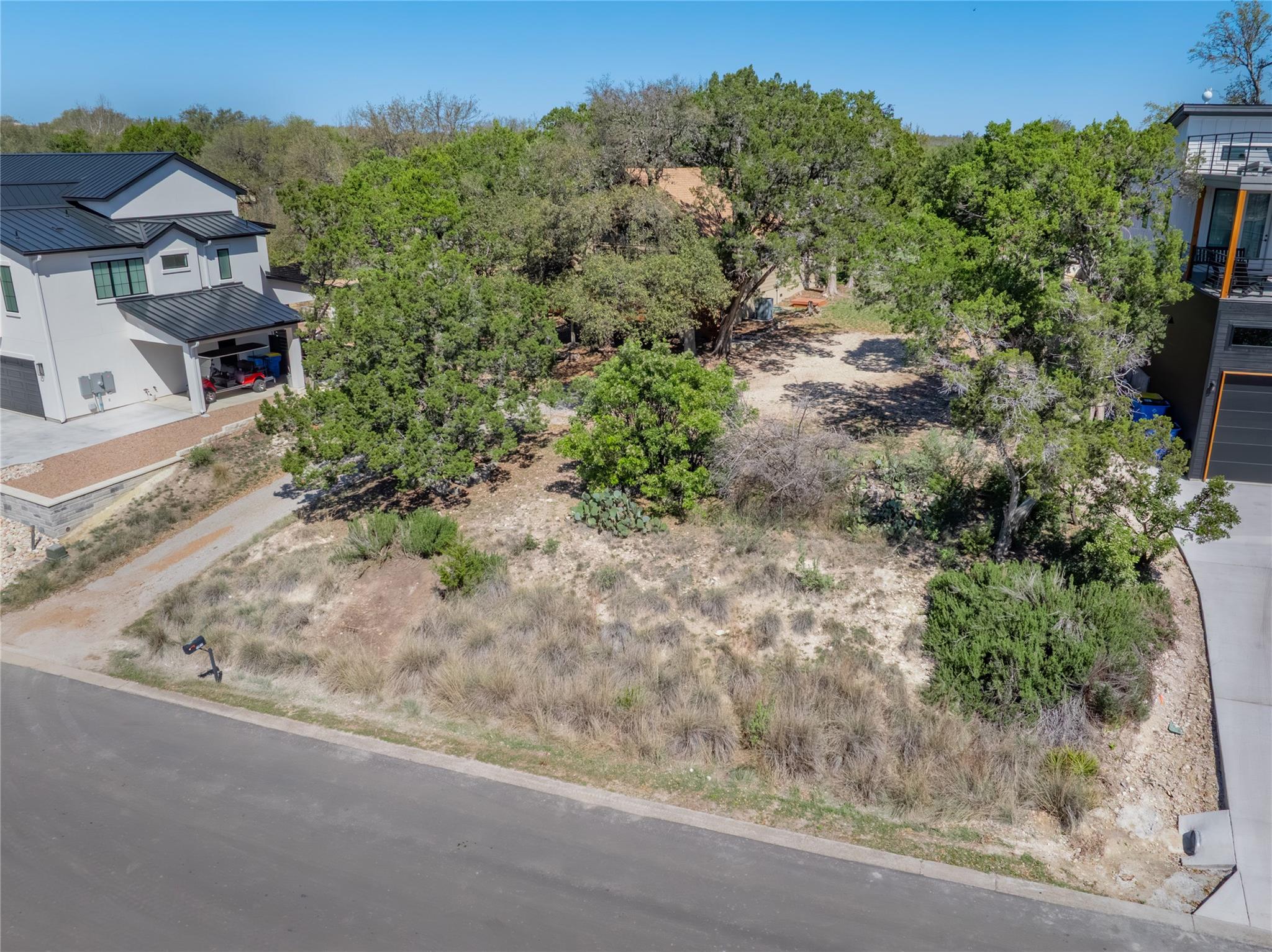 18418 Lakeland Dr, Lago Vista, TX 78645
