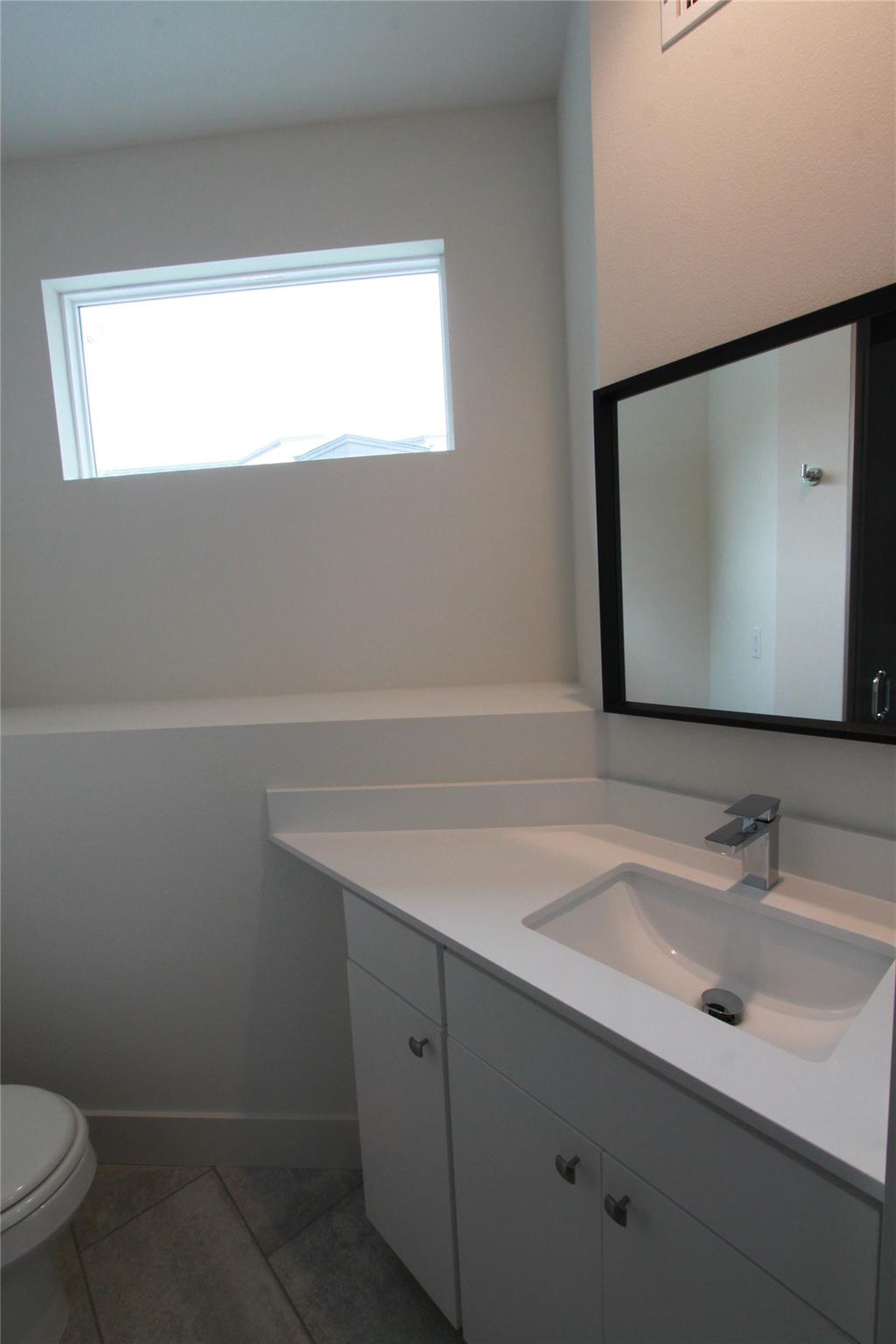 1204 Cometa St # A, Austin, TX 78721