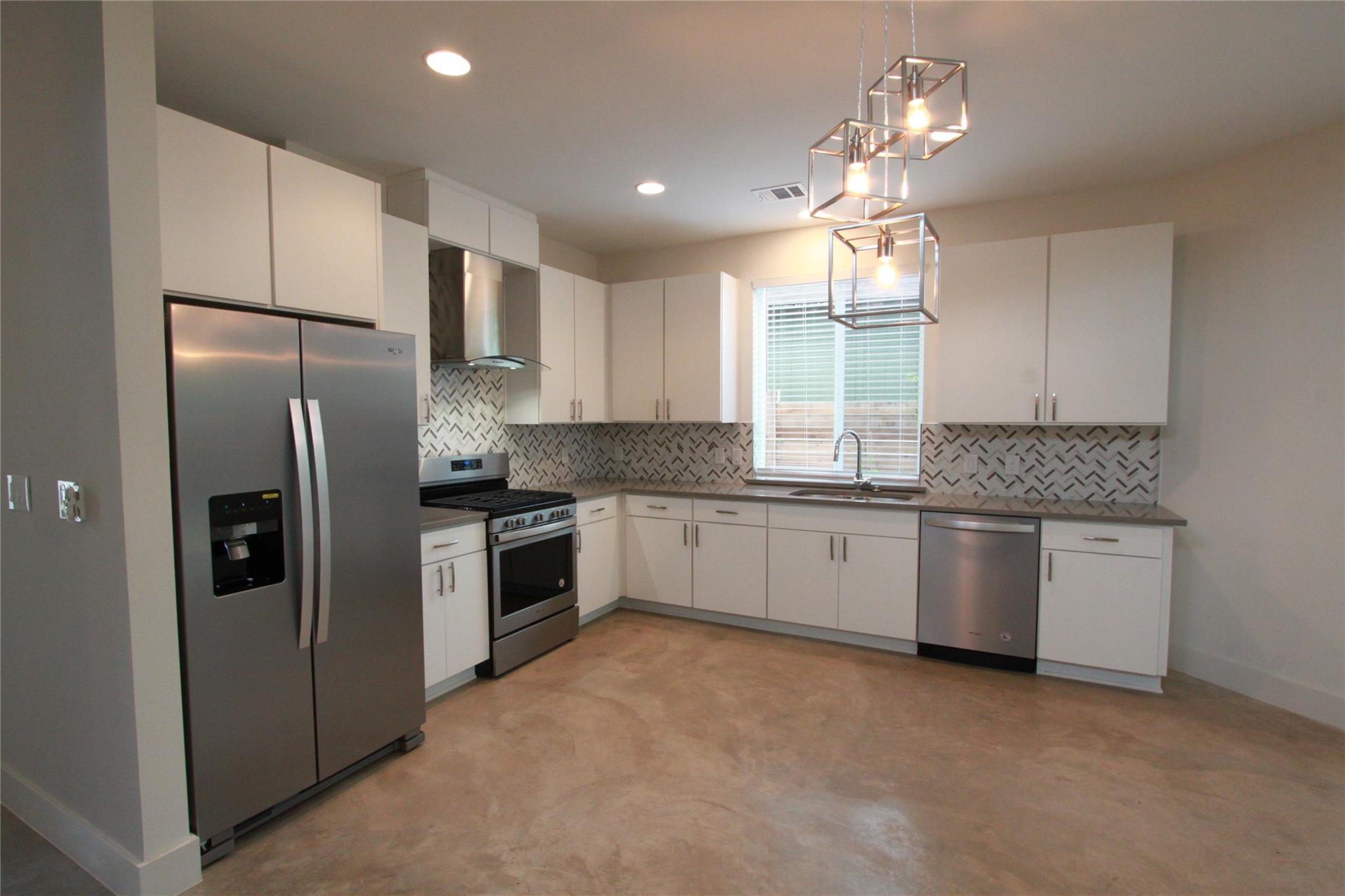 1204 Cometa St # A, Austin, TX 78721