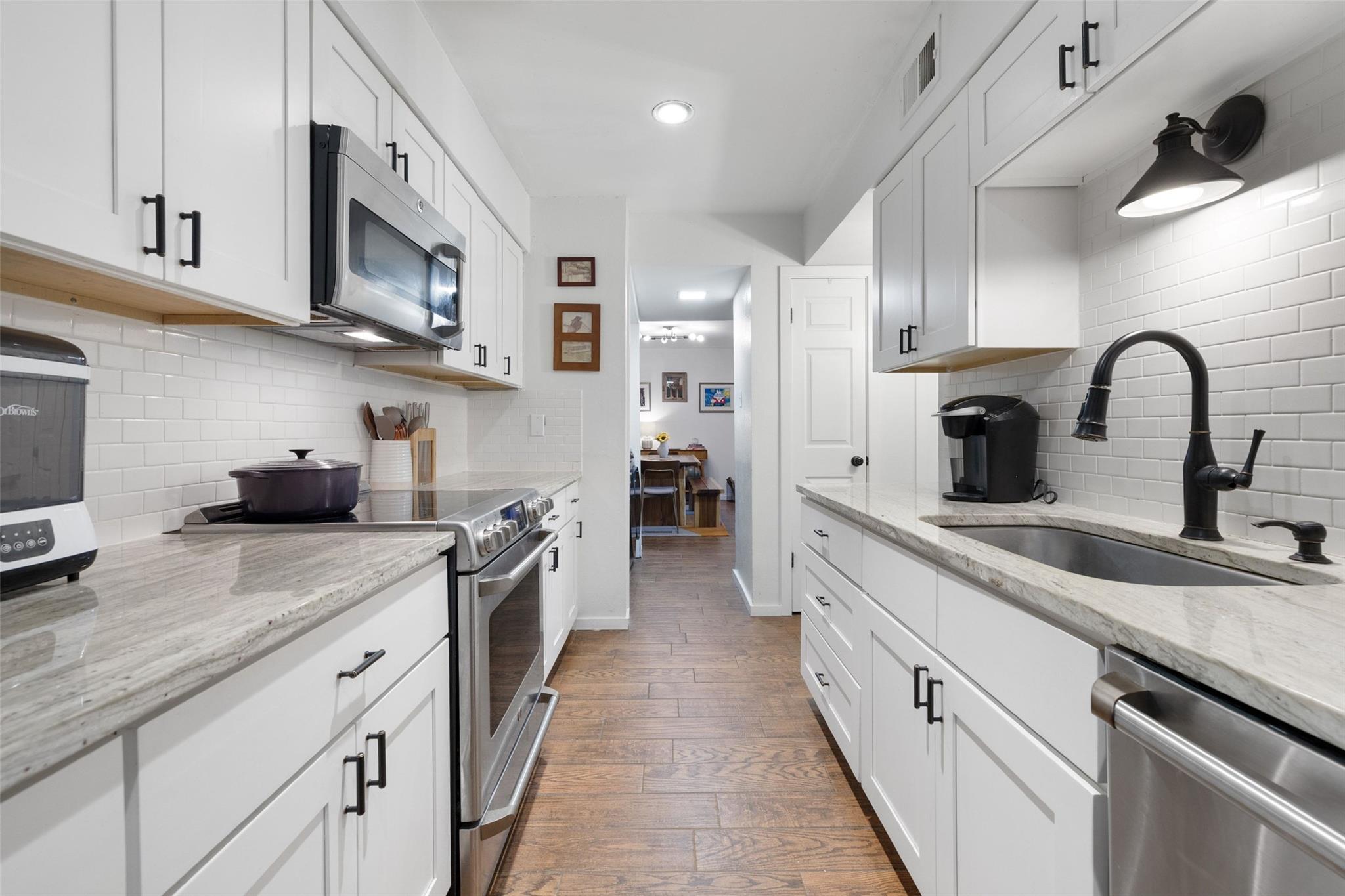 4159 Steck Ave # 107, Austin, TX 78759