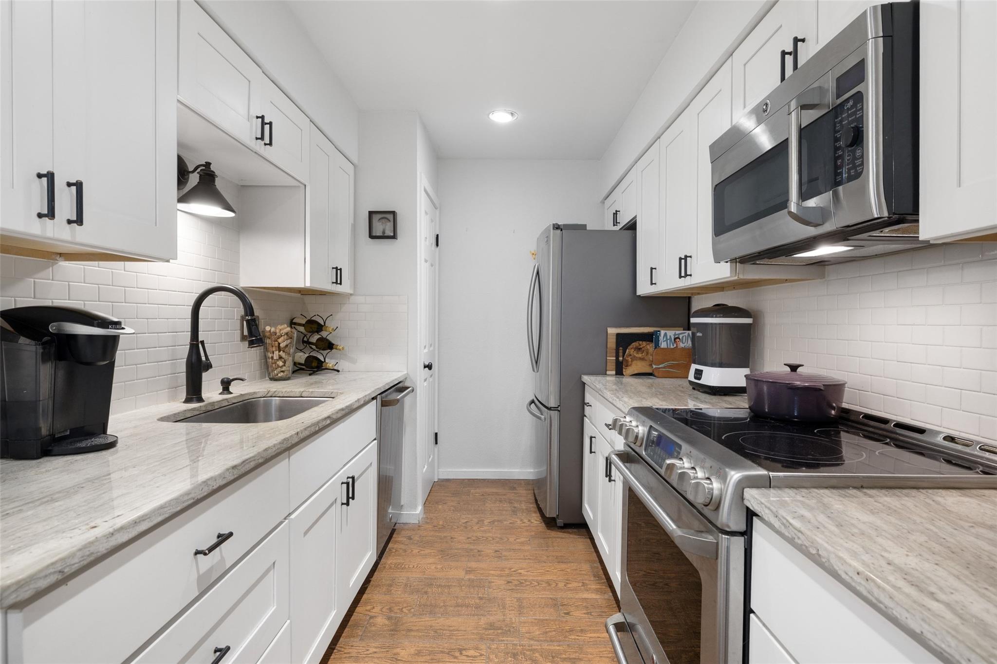 4159 Steck Ave # 107, Austin, TX 78759