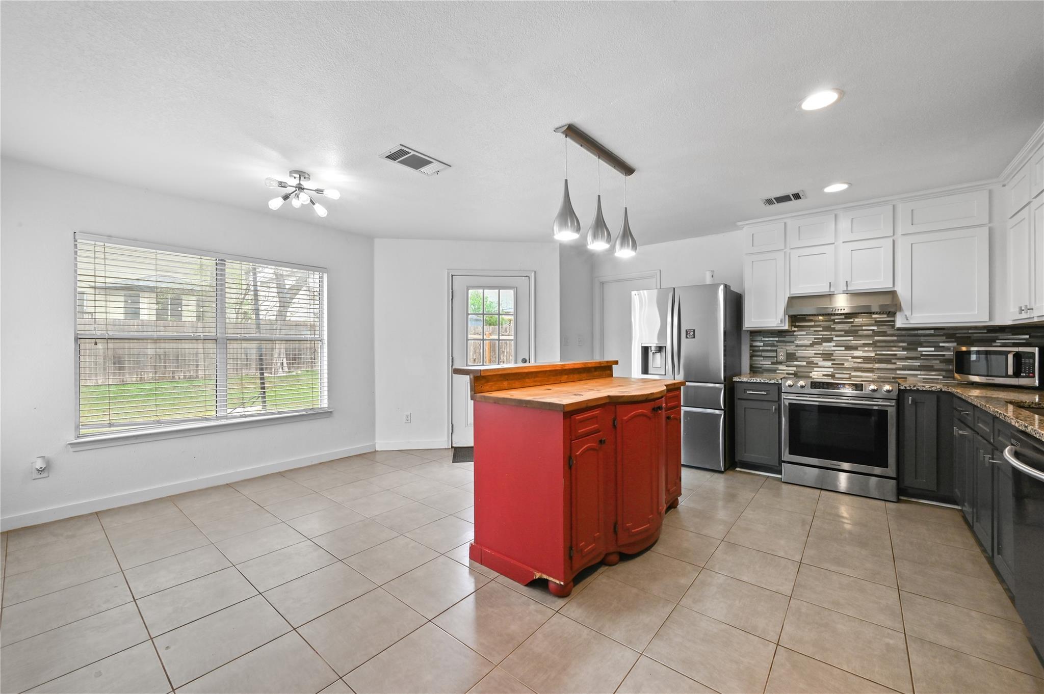 8508 Kansas River Dr, Austin, TX 78745