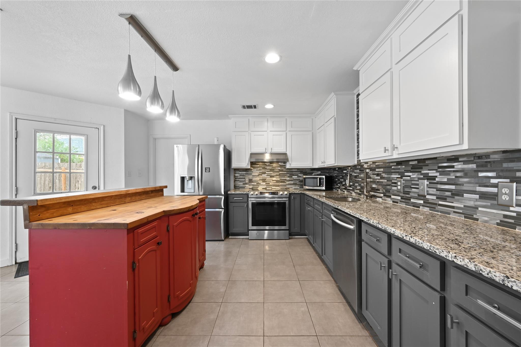 8508 Kansas River Dr, Austin, TX 78745