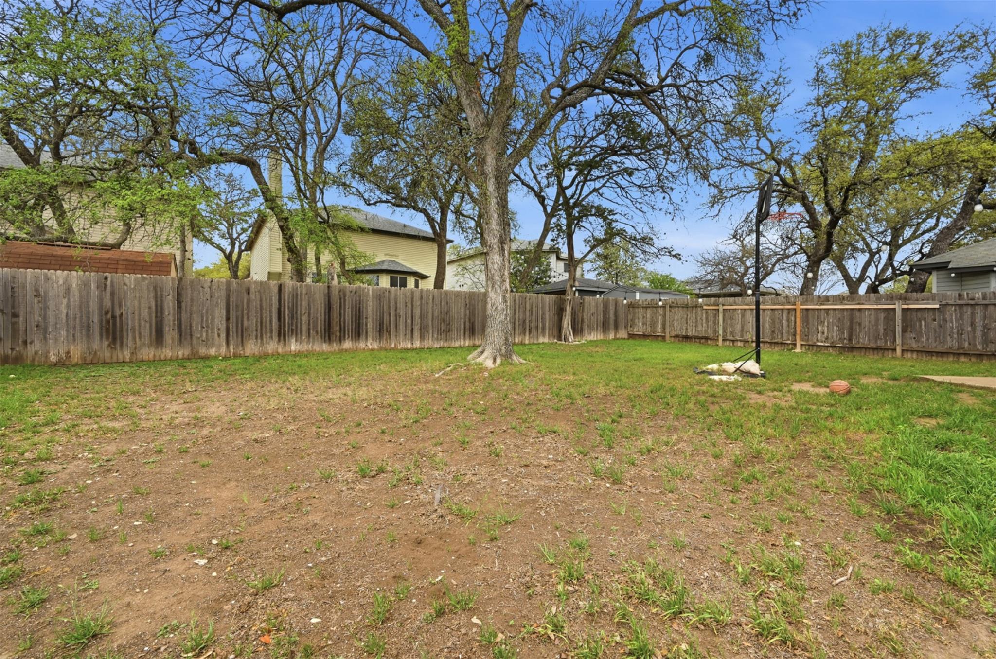 8508 Kansas River Dr, Austin, TX 78745