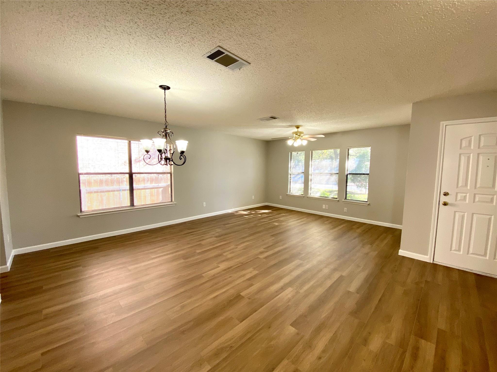 2101 Jasper Ln, Cedar Park, TX 78613