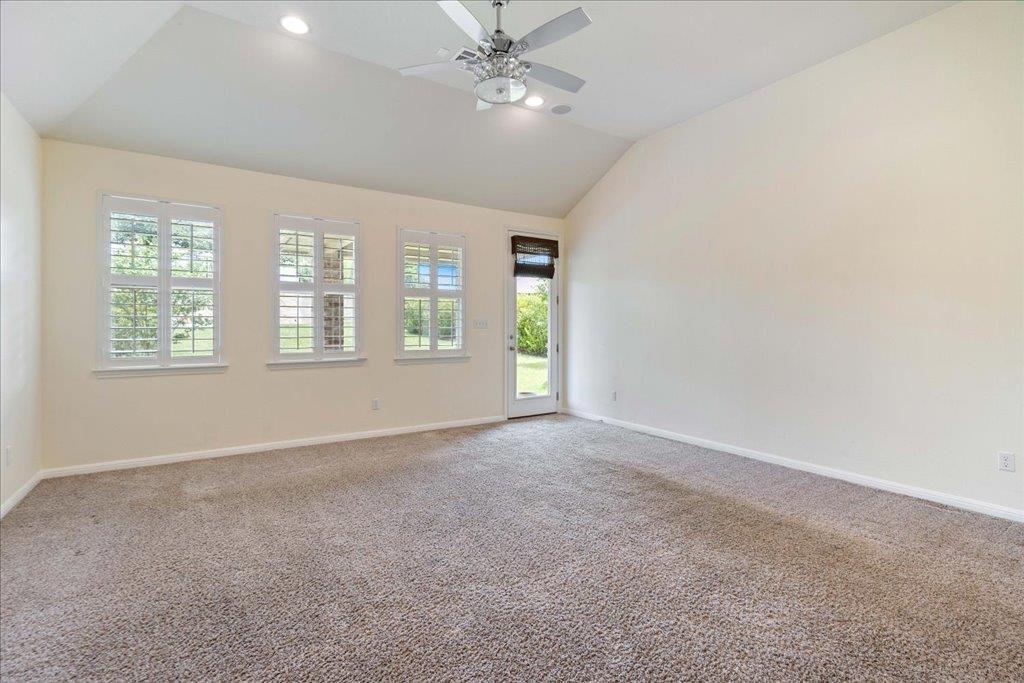 2520 Milan Meadows Dr, Leander, TX 78641