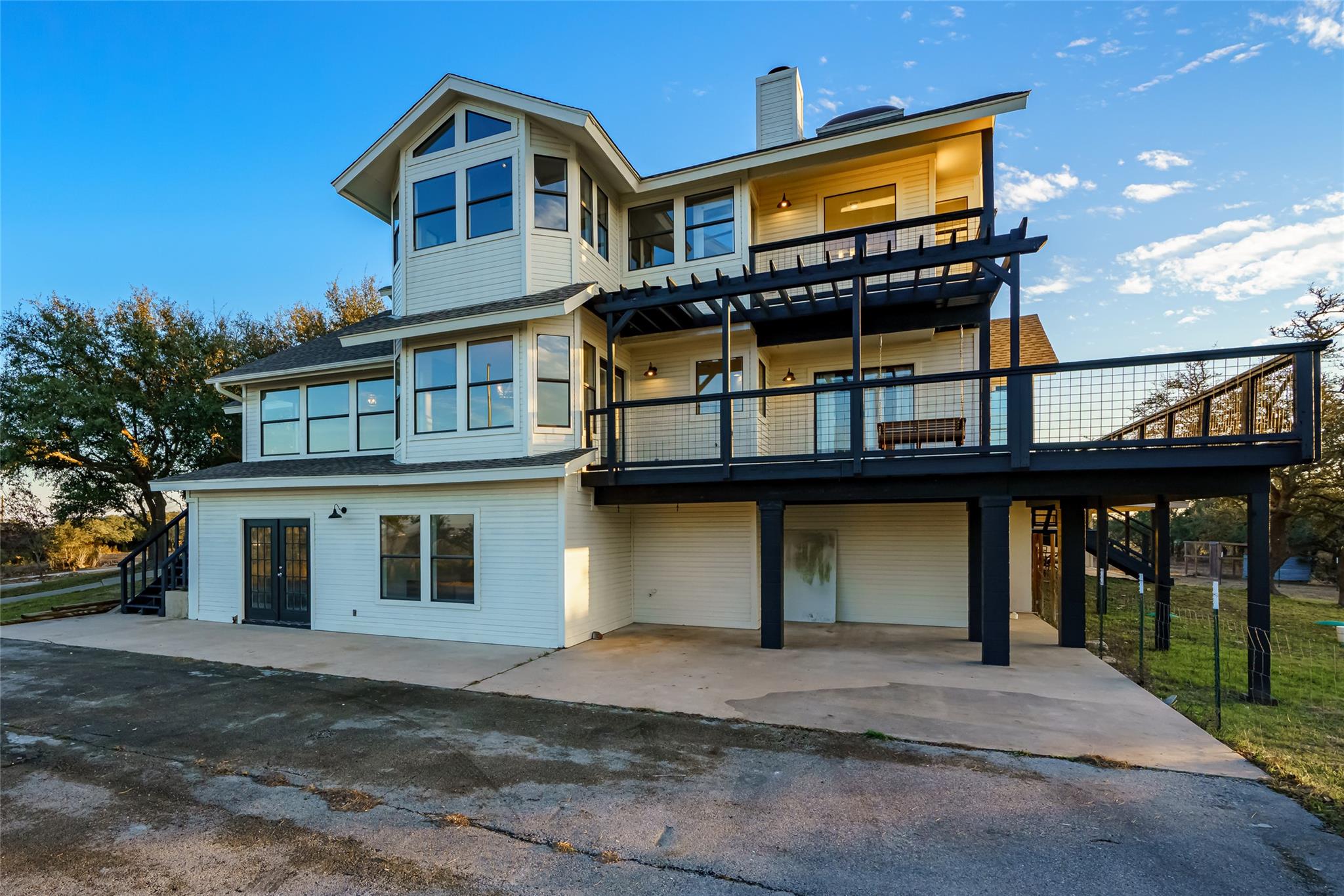 20811 Hamilton Pool Rd, Dripping Springs, TX 78620