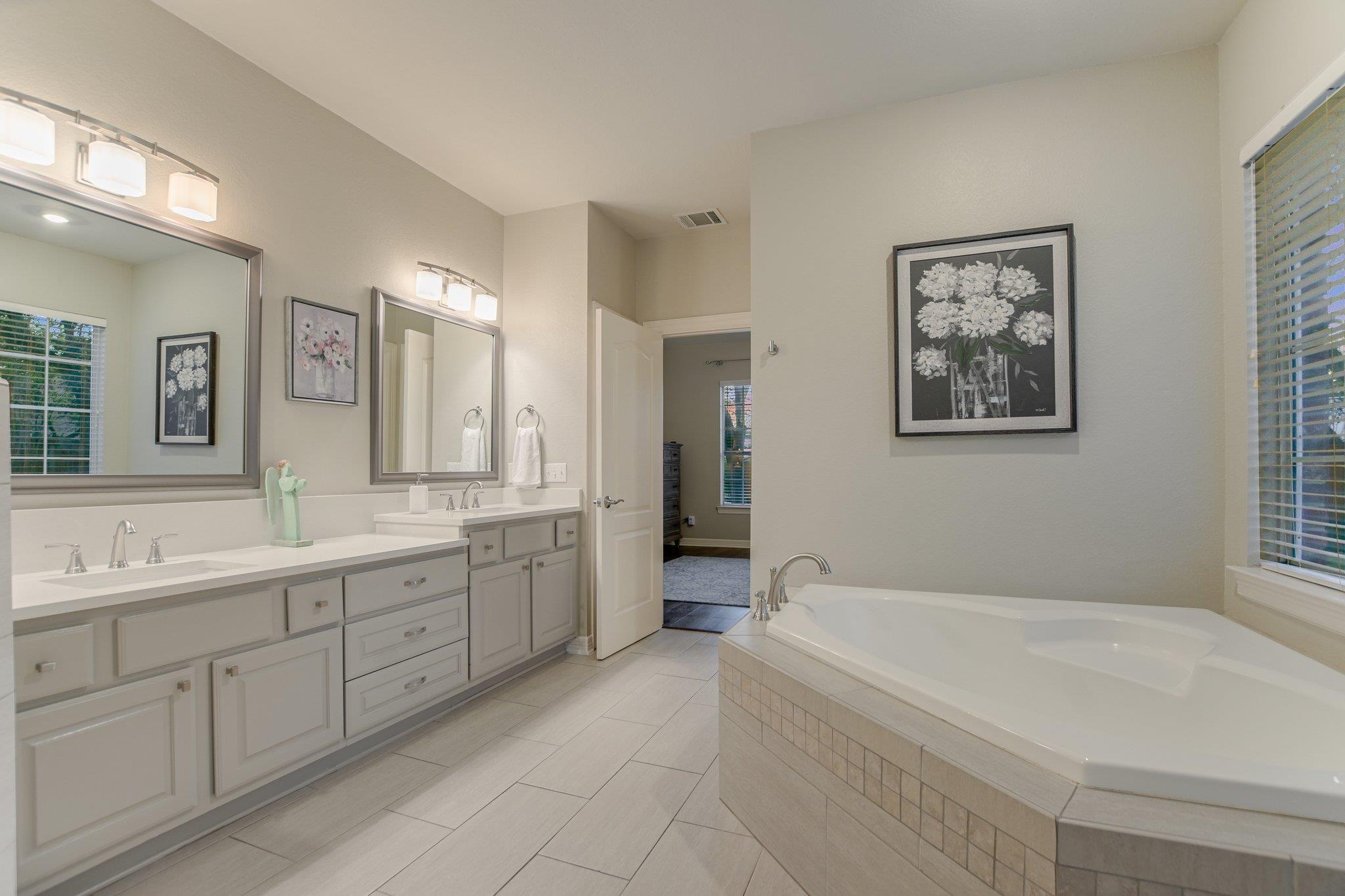 11100 Sheba Cv, Austin, TX 78759