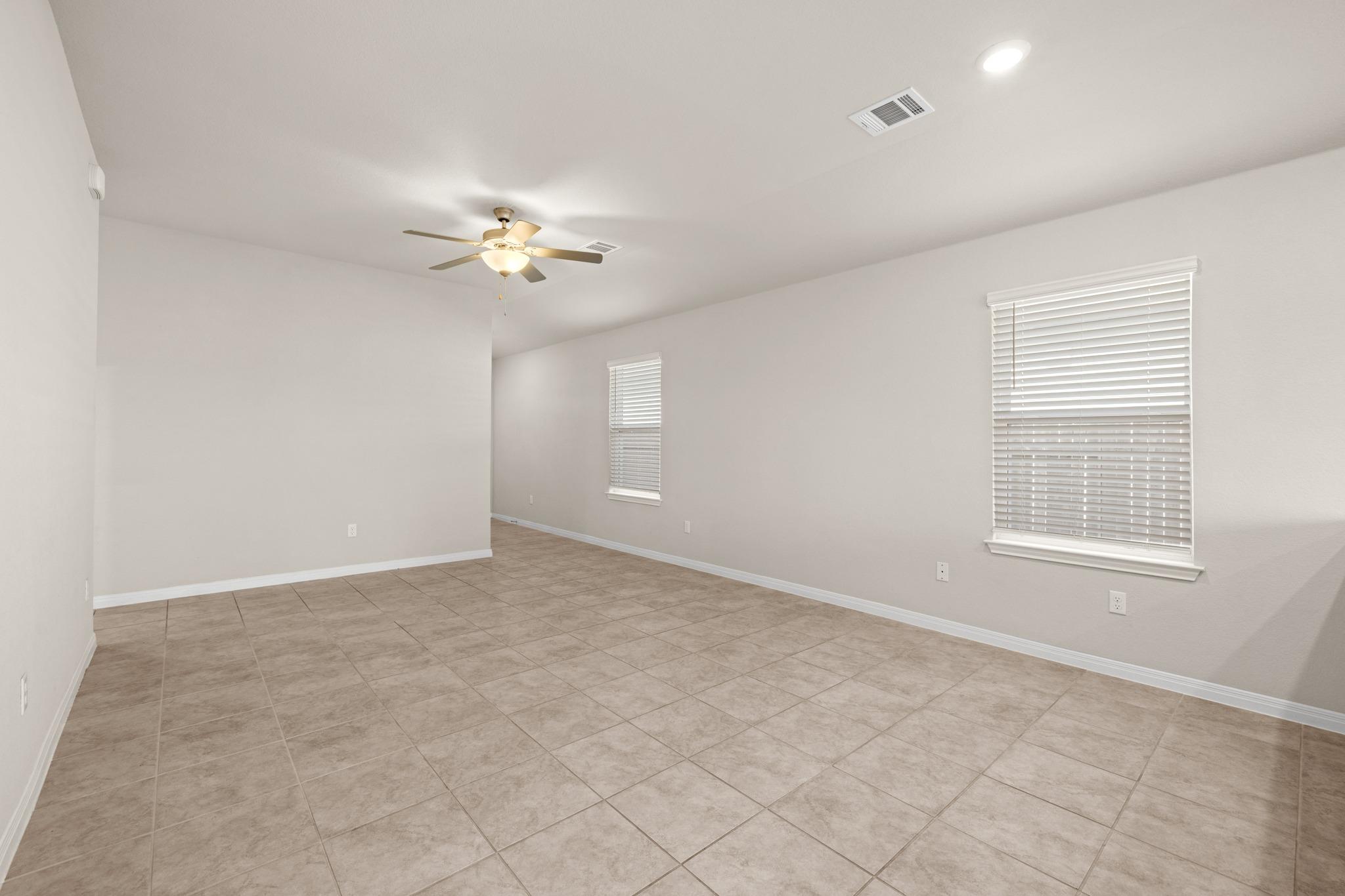 200 Longmount Cv, Liberty Hill, TX 78642