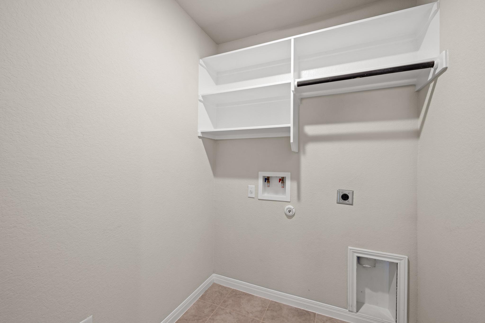 200 Longmount Cv, Liberty Hill, TX 78642