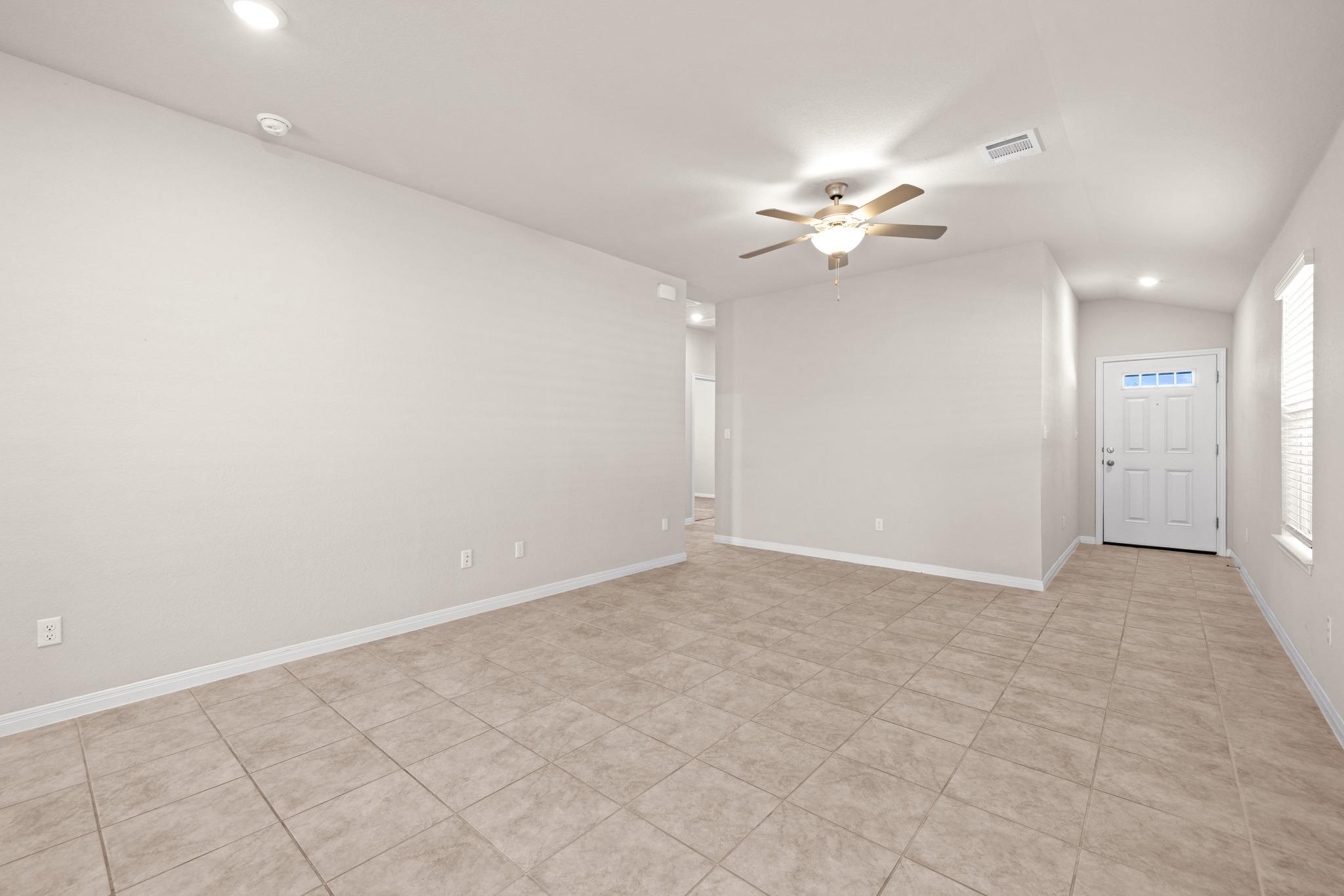 200 Longmount Cv, Liberty Hill, TX 78642