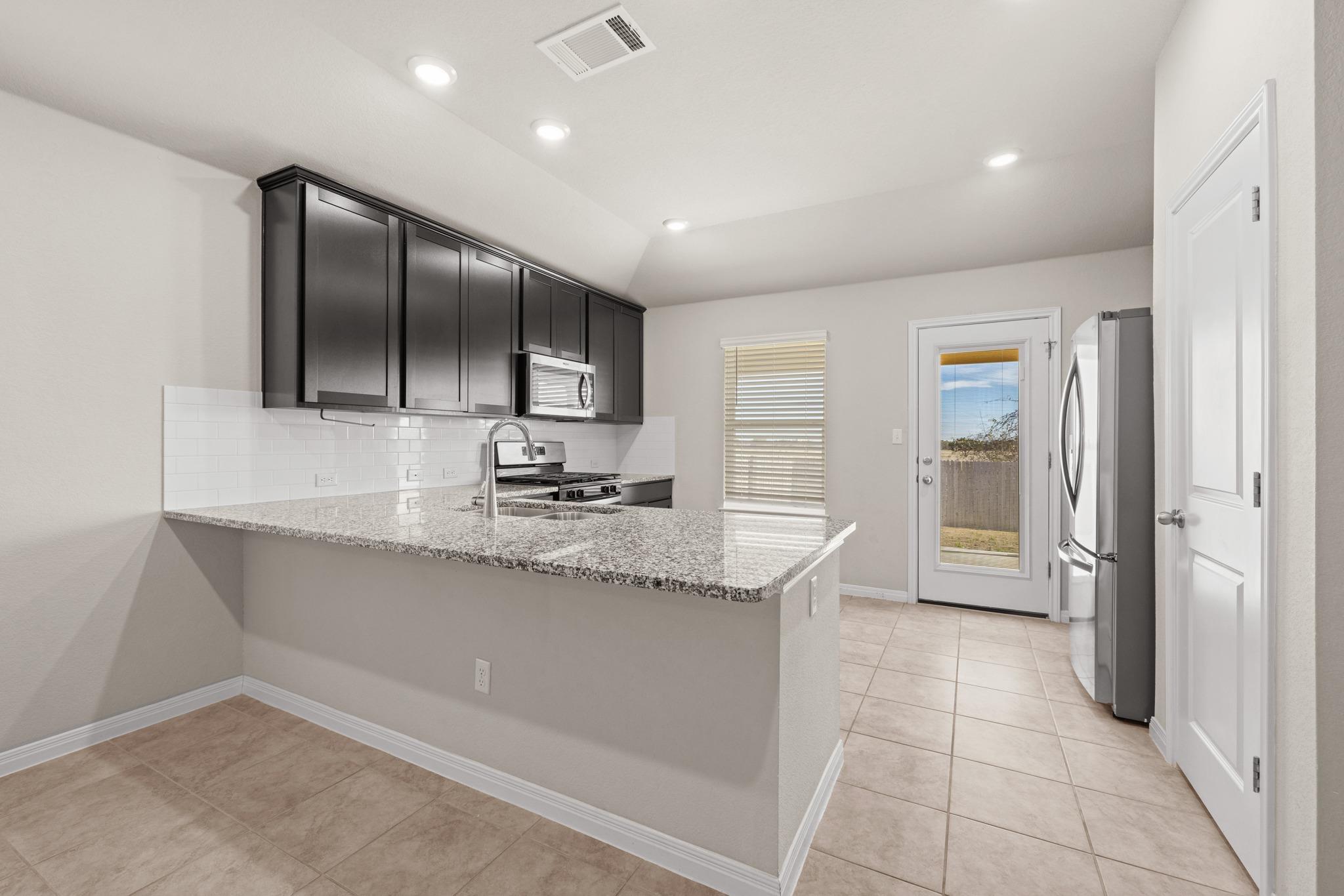 200 Longmount Cv, Liberty Hill, TX 78642