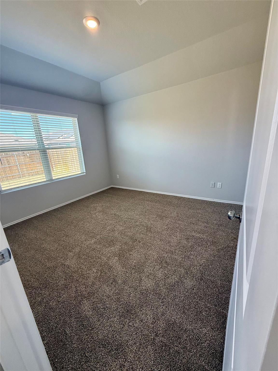 660 Xanadu Dr, Jarrell, TX 76537