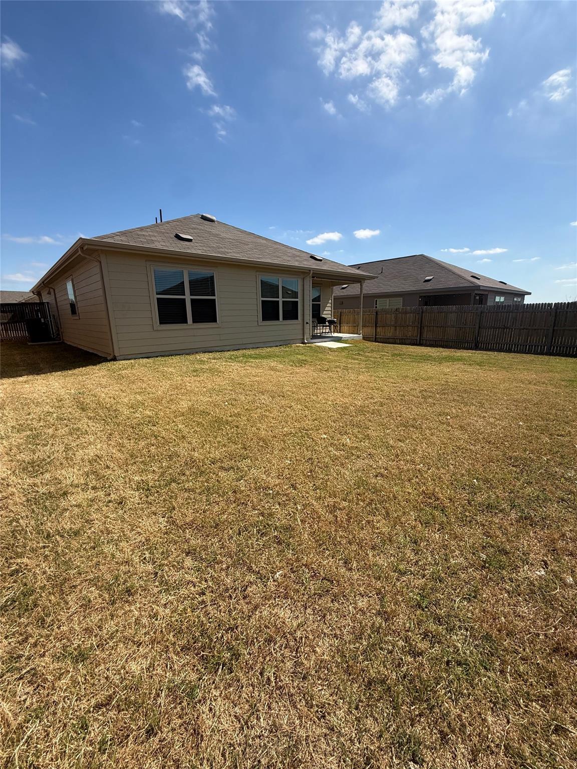 660 Xanadu Dr, Jarrell, TX 76537