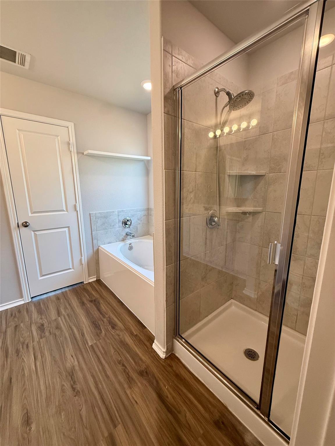 660 Xanadu Dr, Jarrell, TX 76537