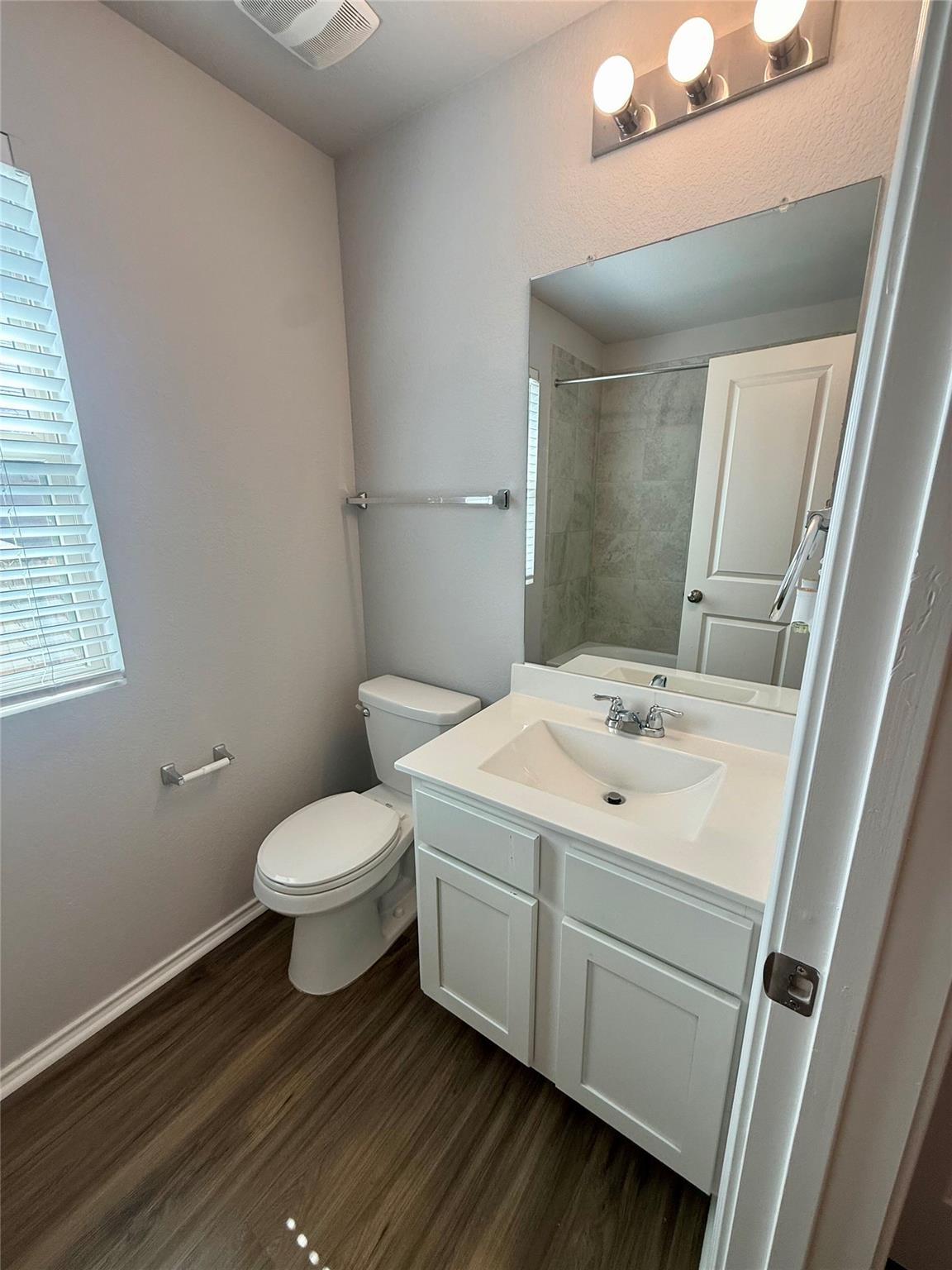 660 Xanadu Dr, Jarrell, TX 76537